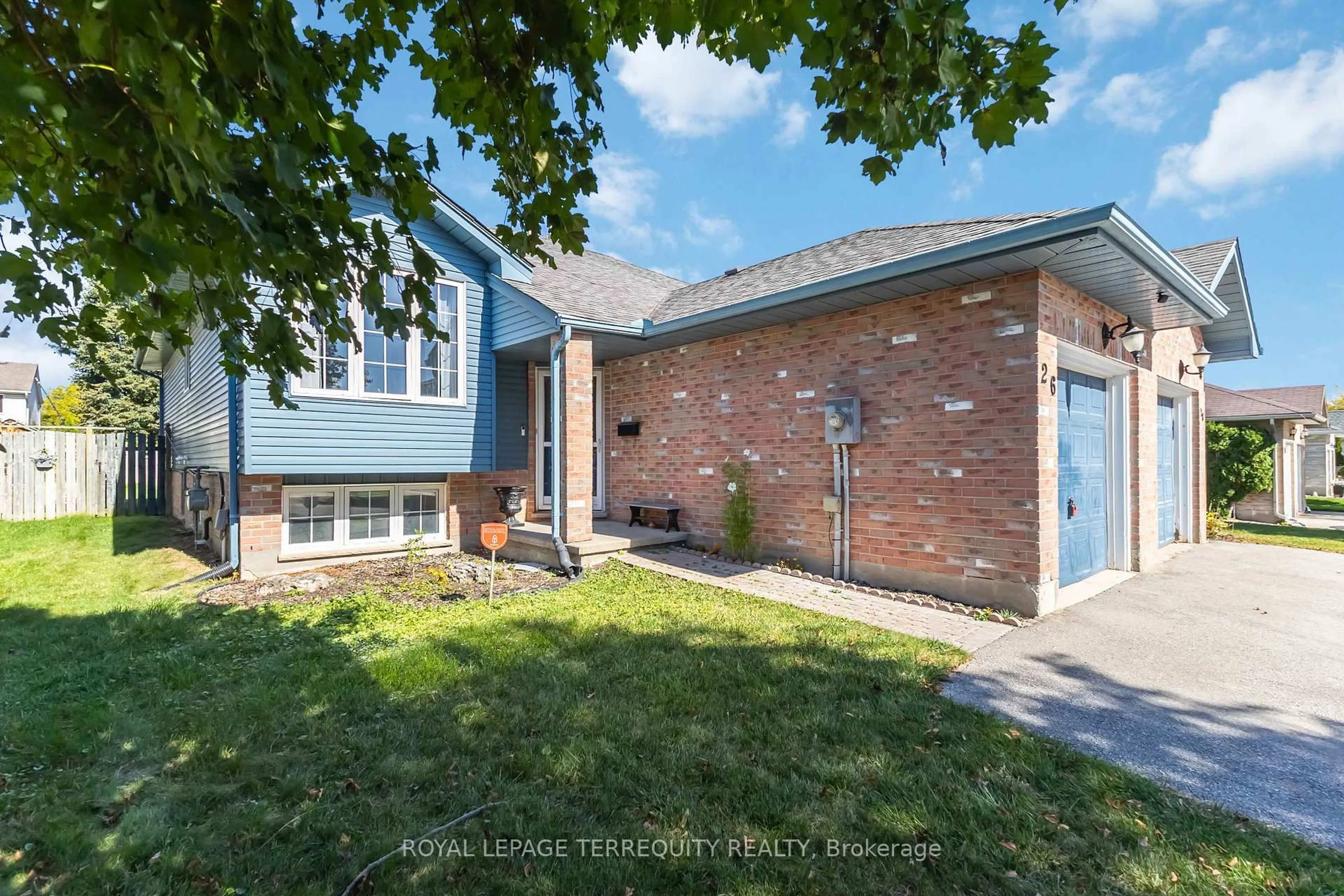 Home with brick exterior material, street for 26 Joliet St, London East Ontario N5V 4V9
