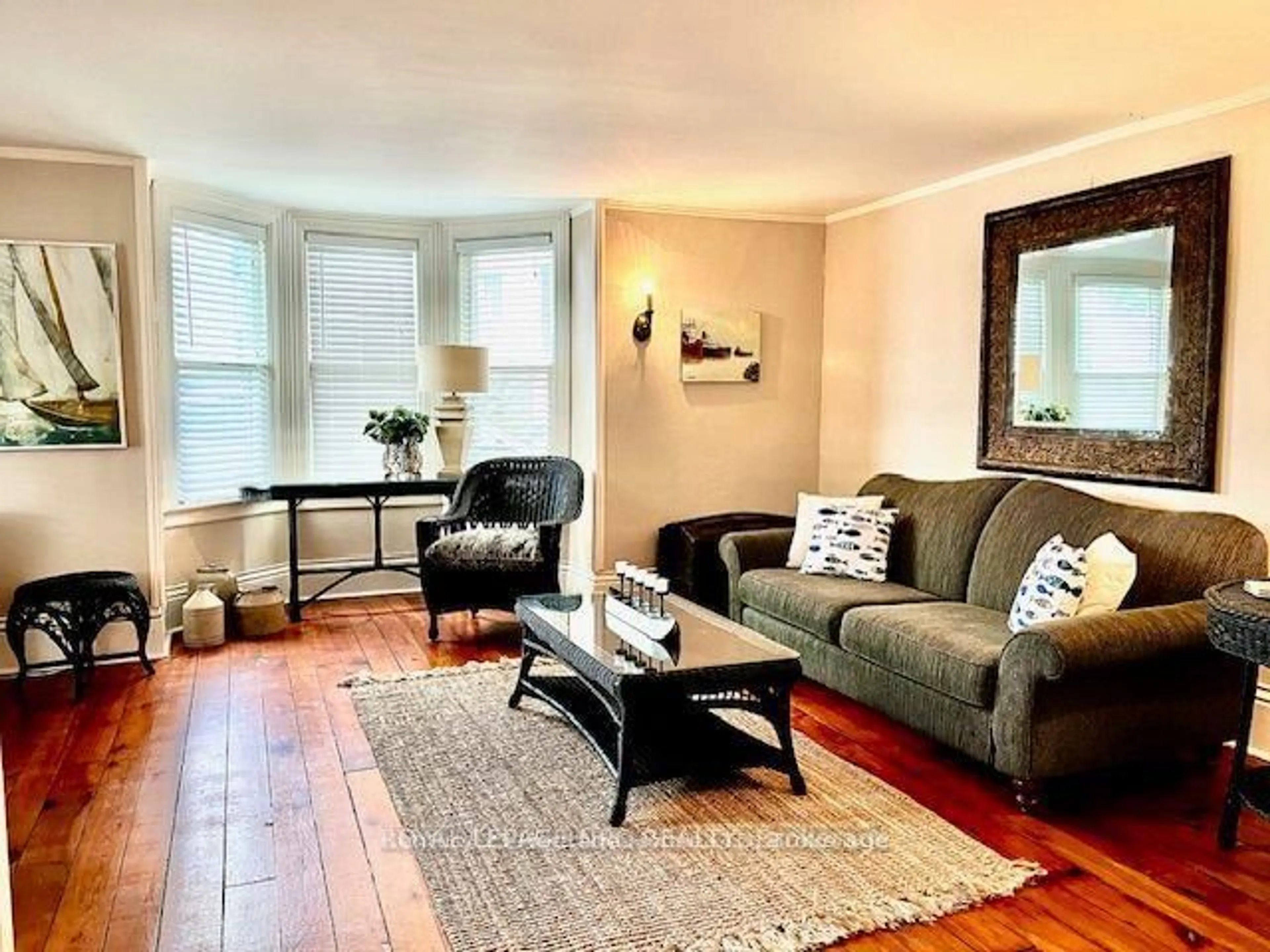 Living room with furniture, unknown for 62 West St, Port Colborne Ontario L3K 4C8