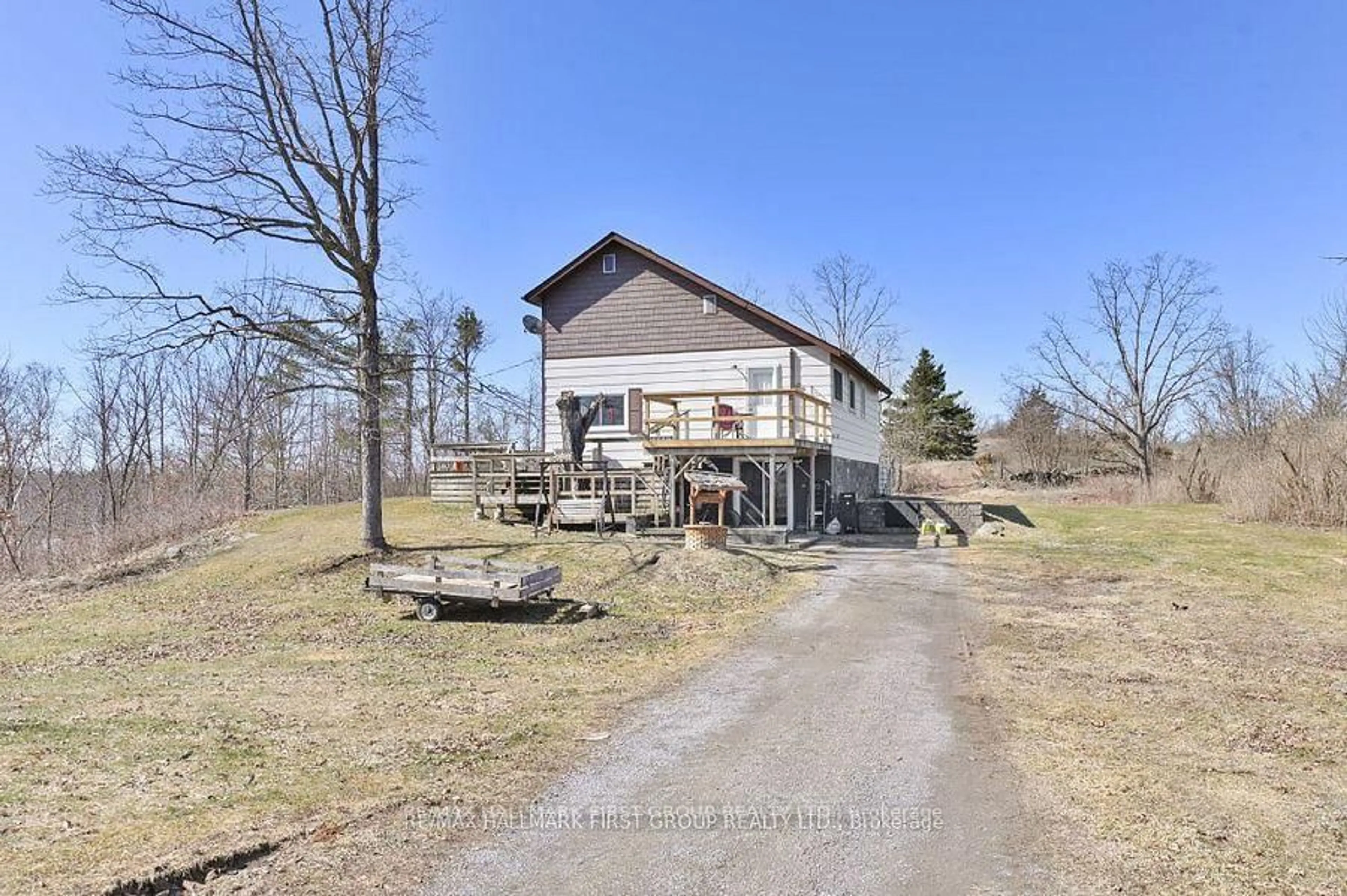 A pic from outside/outdoor area/front of a property/back of a property/a pic from drone, unknown for 110227 Highway 7, Tweed Ontario K0K 3J0
