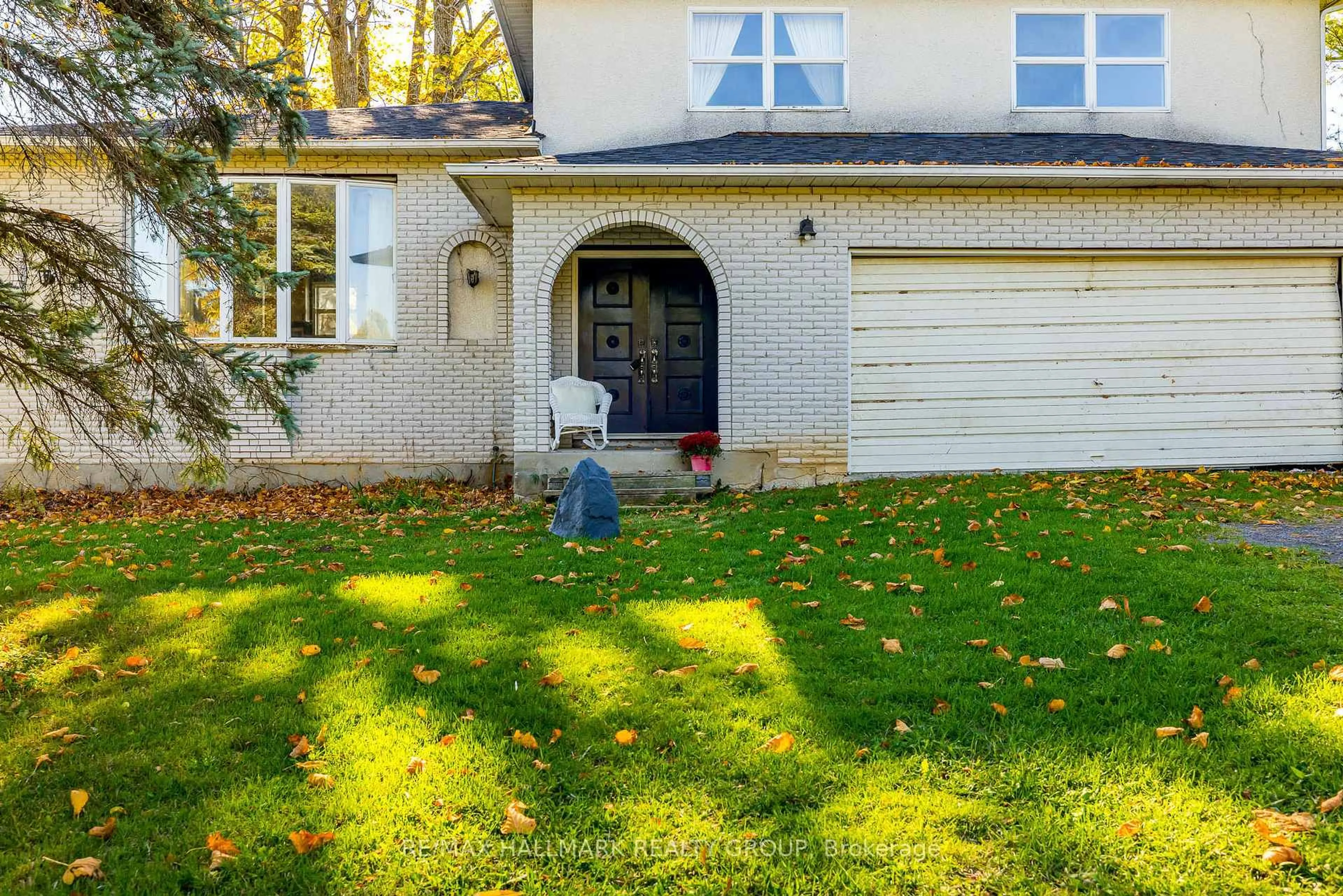 Home with vinyl exterior material, street for 4200 Ashton Station Rd, Ashton Ontario K0A 1B0