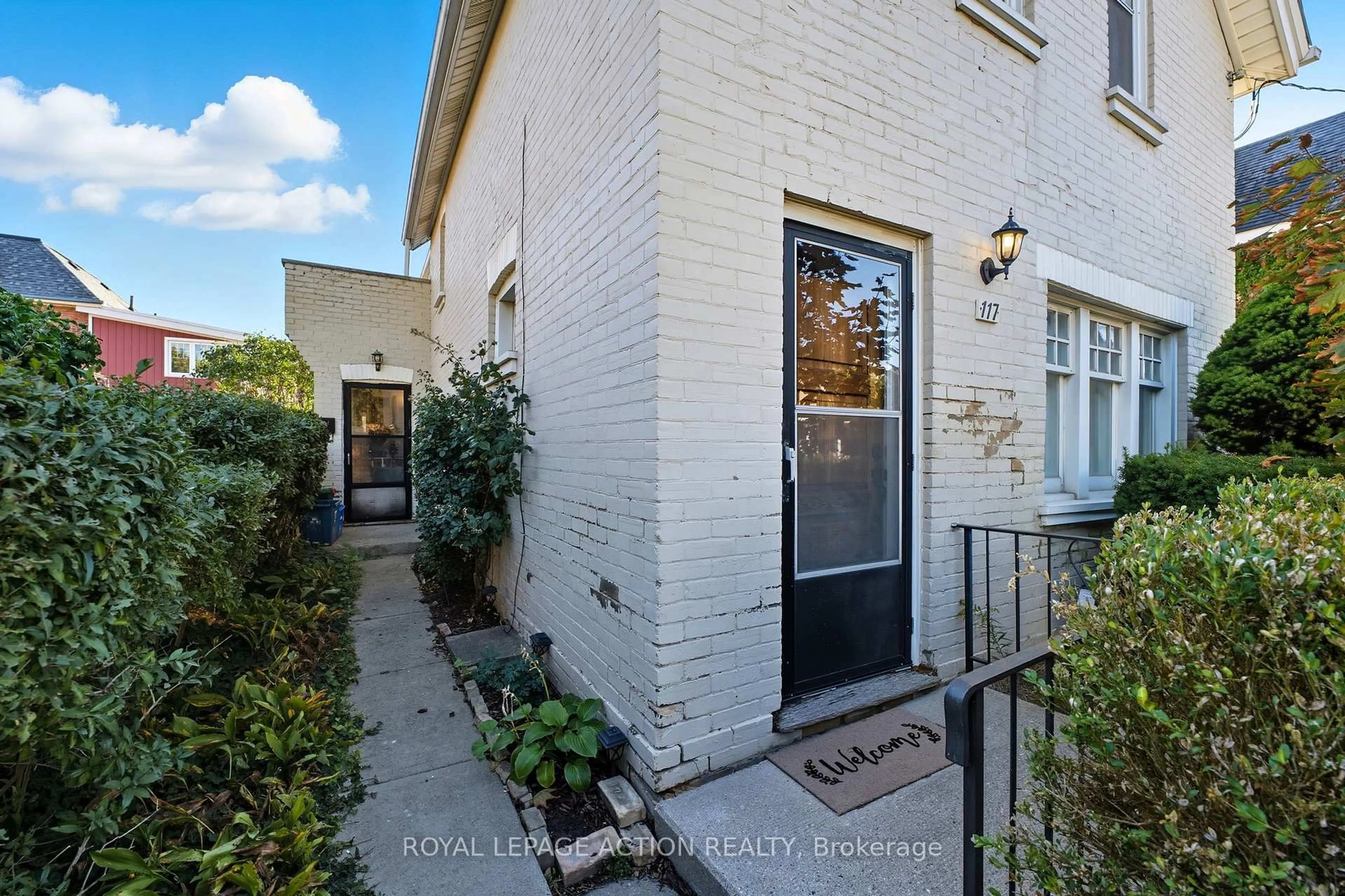 Unknown for 117 Murray St, Brantford Ontario N3S 5P5
