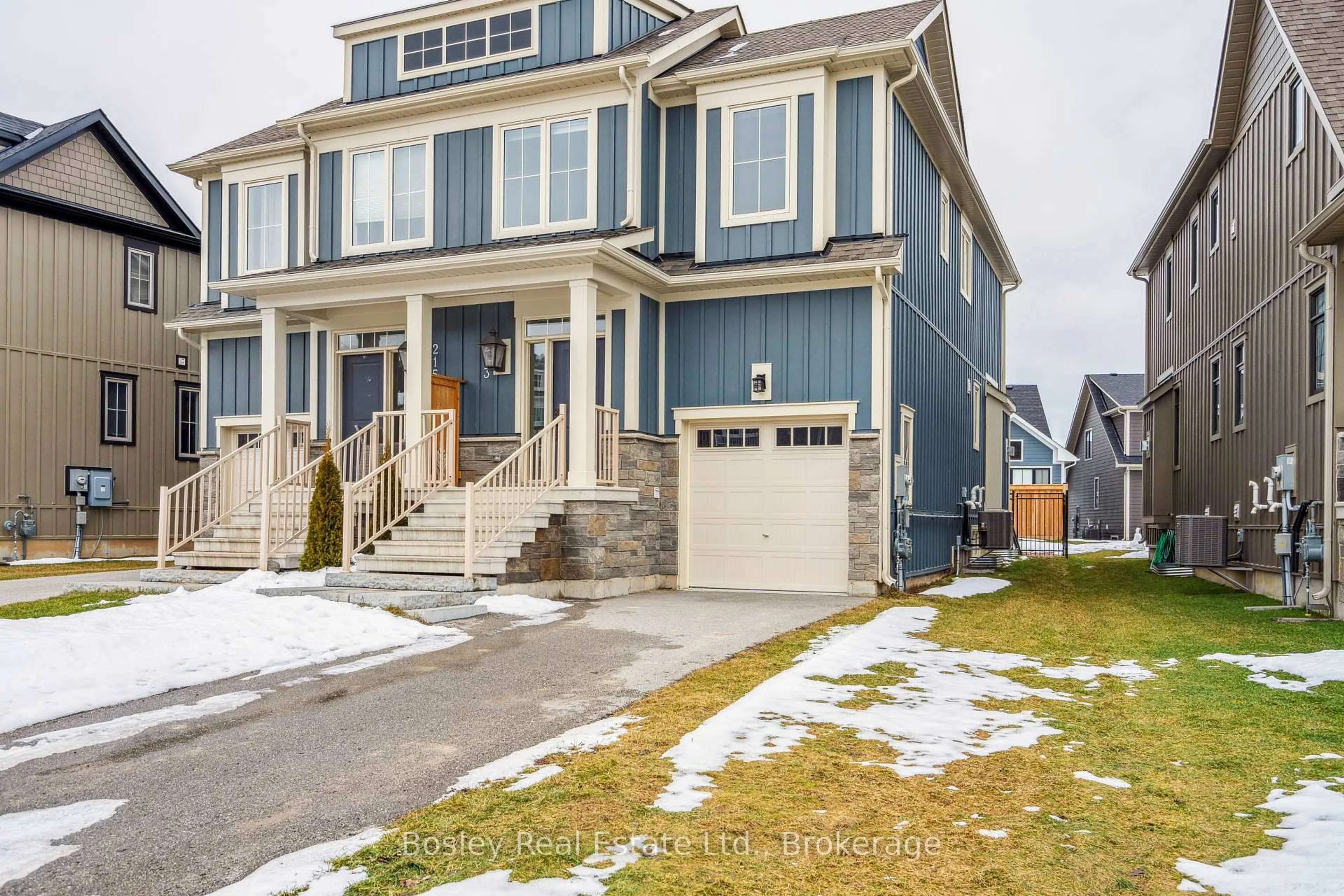 Home with vinyl exterior material, street for 213 YELLOW BIRCH Cres, Blue Mountains Ontario L9Y 0R4