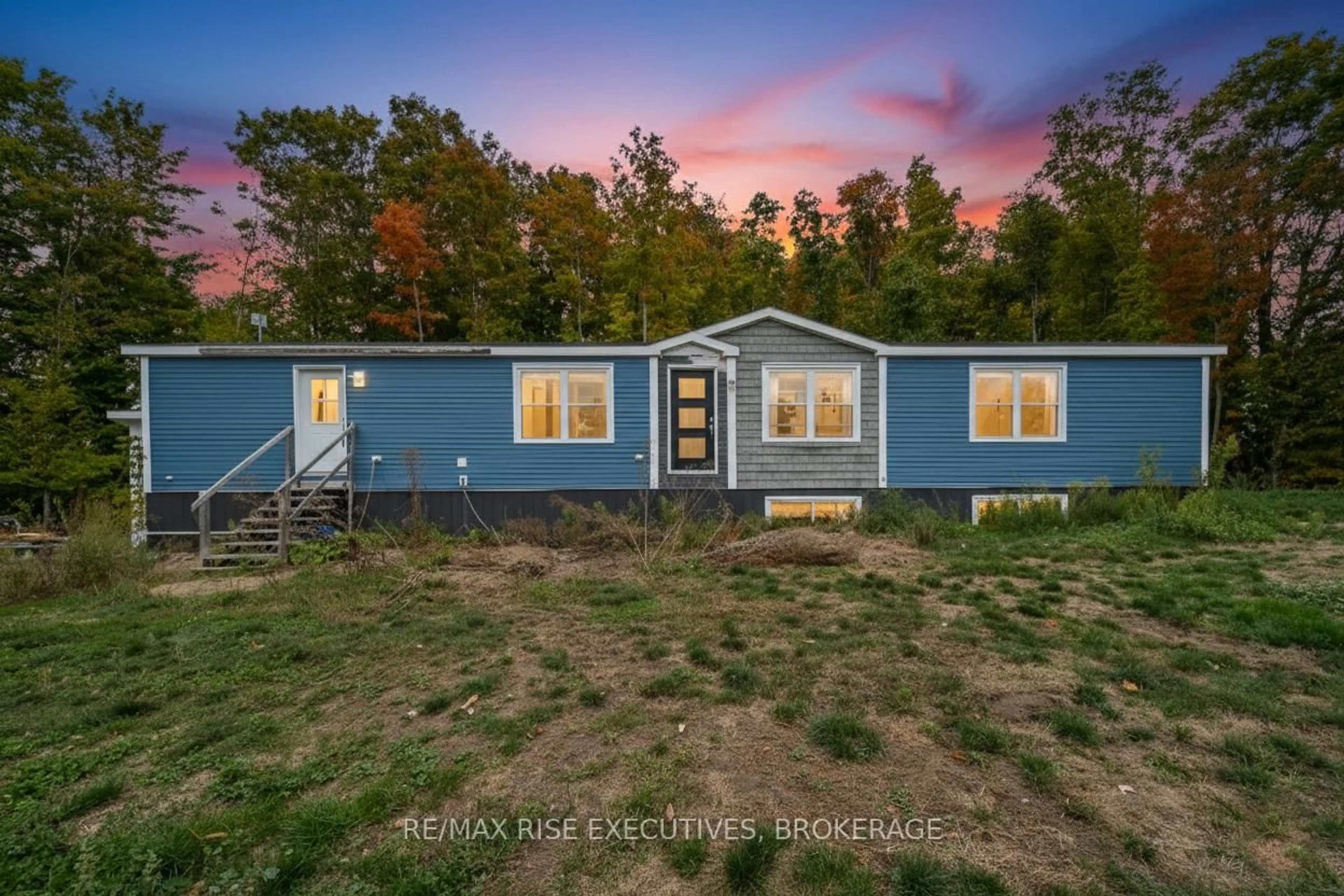 A pic from outside/outdoor area/front of a property/back of a property/a pic from drone, unknown for 310 Berryton Rd, Leeds and the Thousand Islands Ontario K0H 2N0