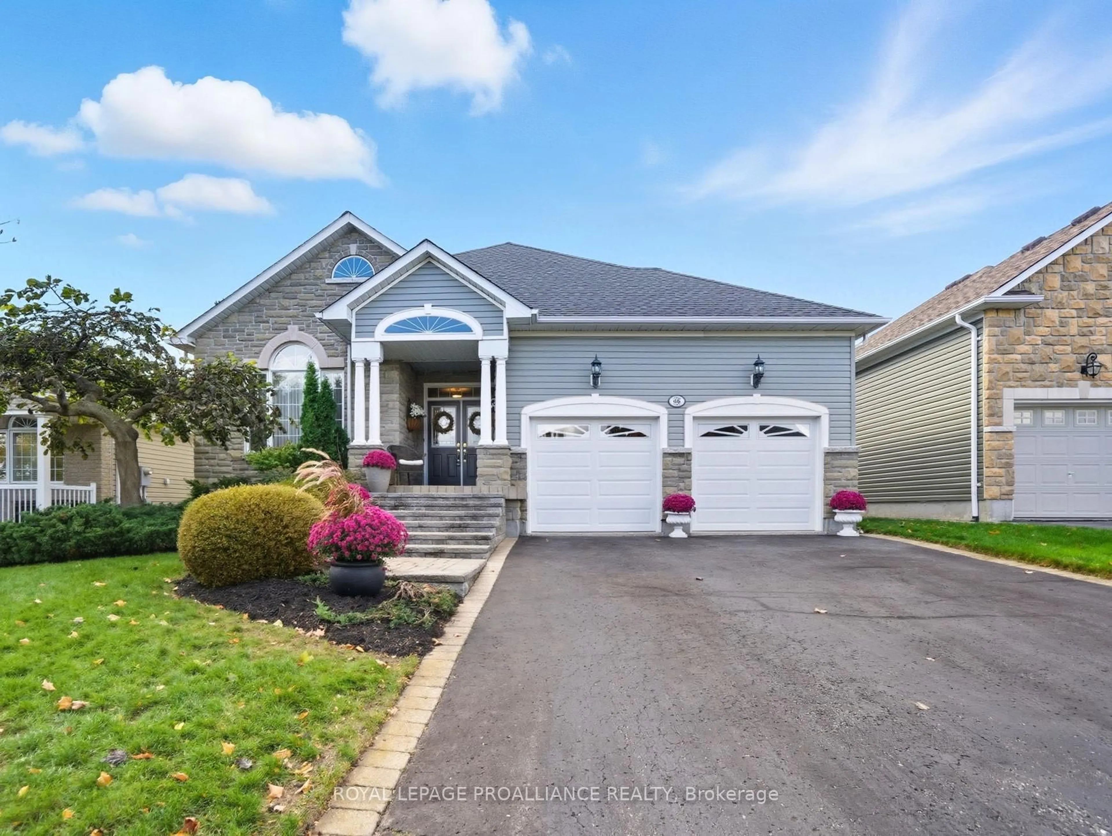 Home with vinyl exterior material, street for 46 Jarvis Dr, Port Hope Ontario L1A 4K5