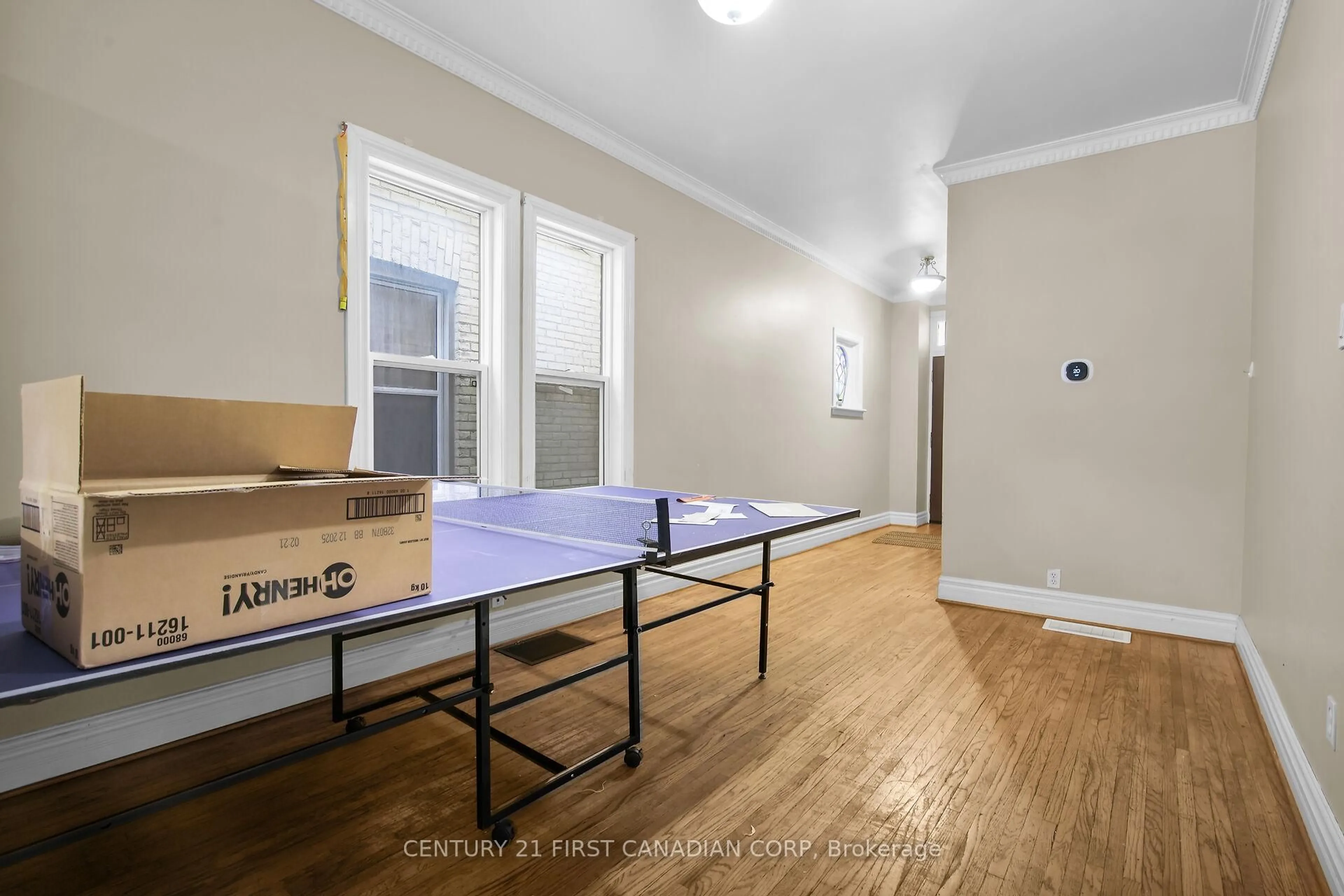 A pic of a room for 578 Oxford St, London East Ontario N5Y 3J1