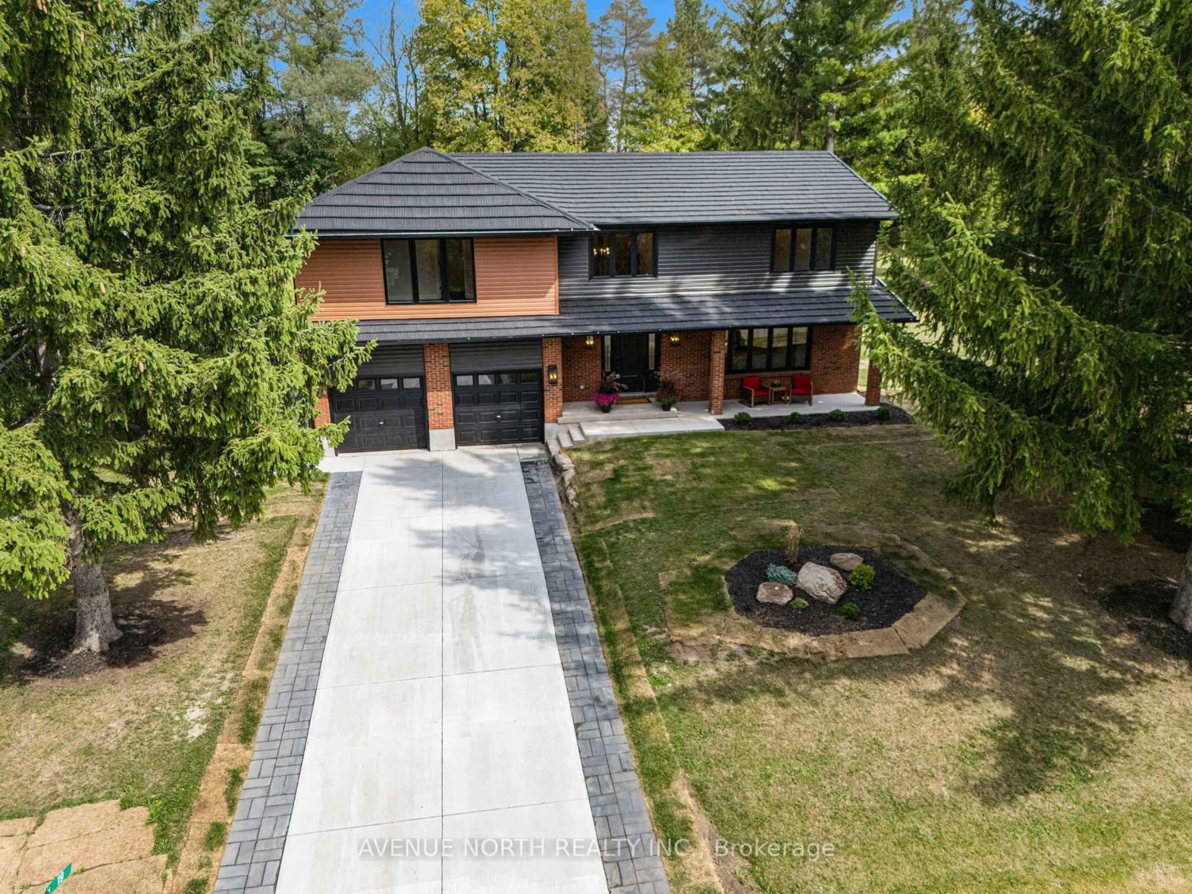 A pic from outside/outdoor area/front of a property/back of a property/a pic from drone, street for 19 Newland Dr, Ottawa Ontario K2J 3Z8