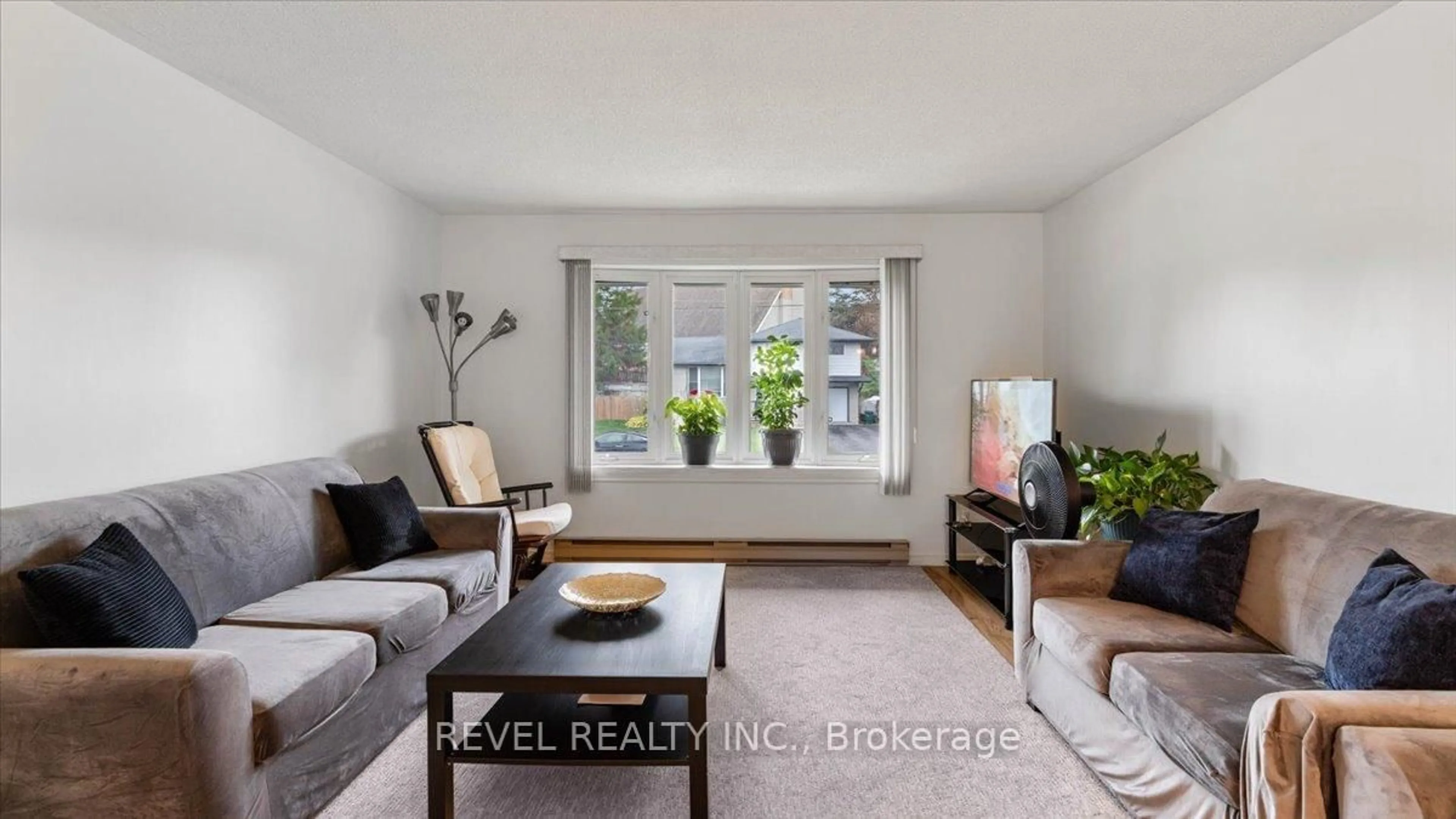Living room with furniture, unknown for 12 Chown Cres, Belleville Ontario K8P 4P9