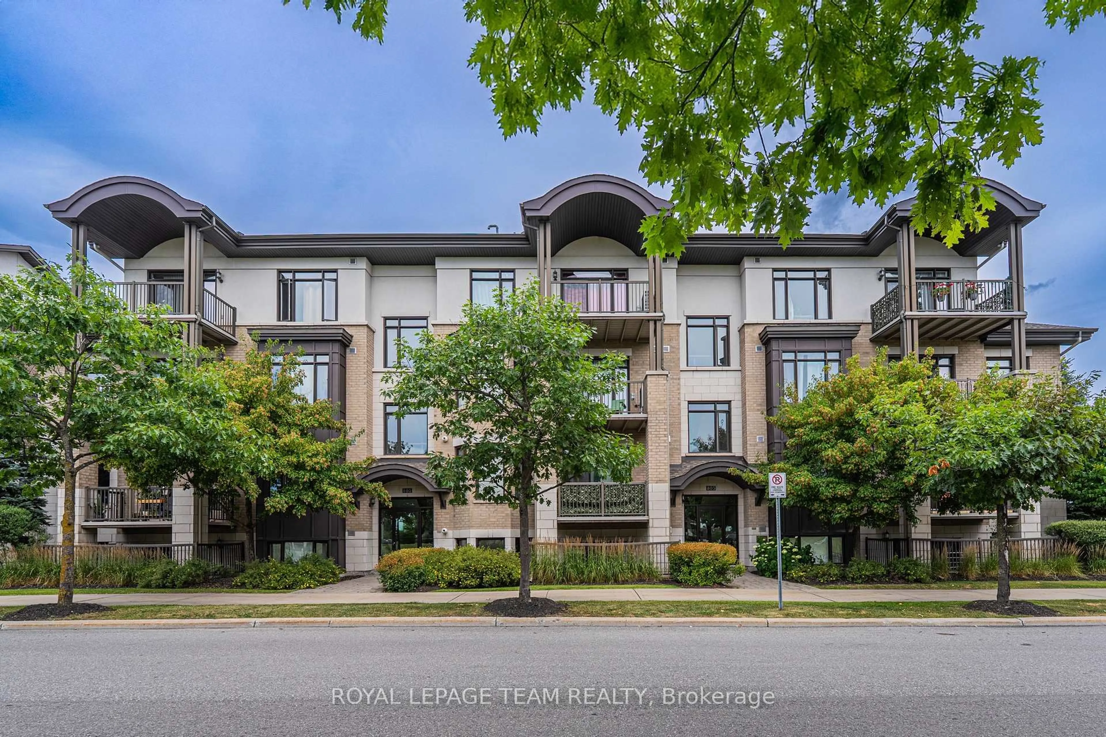 Patio, unknown for 805 Beauparc Private #304, Ottawa Ontario K1J 0B5