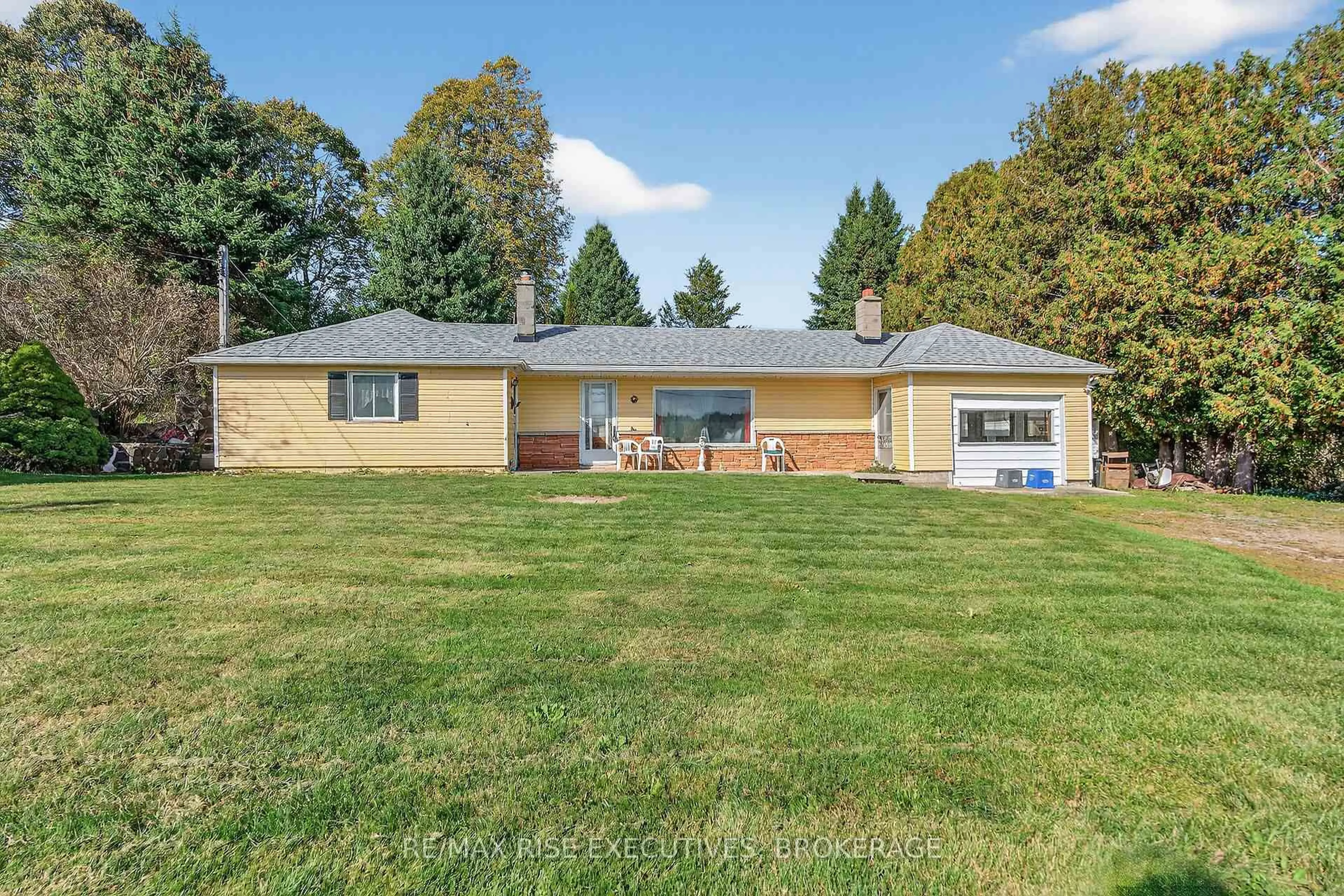 A pic from outside/outdoor area/front of a property/back of a property/a pic from drone, unknown for 3602 Burnt Hills Rd, Seeley's Bay Ontario K0H 2N0