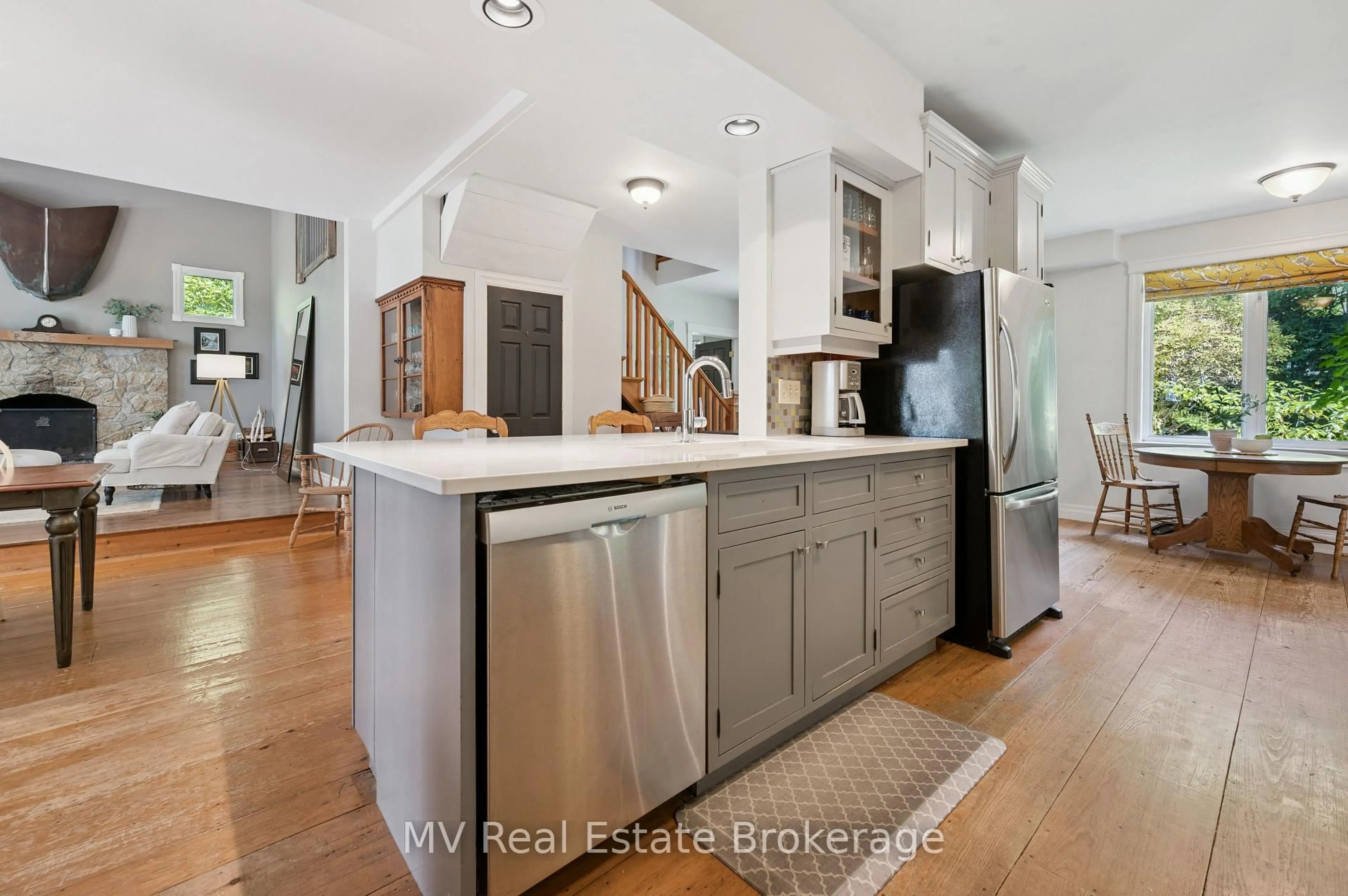 Open concept kitchen, unknown for 322 North St, Centre Wellington Ontario N0B 1S0