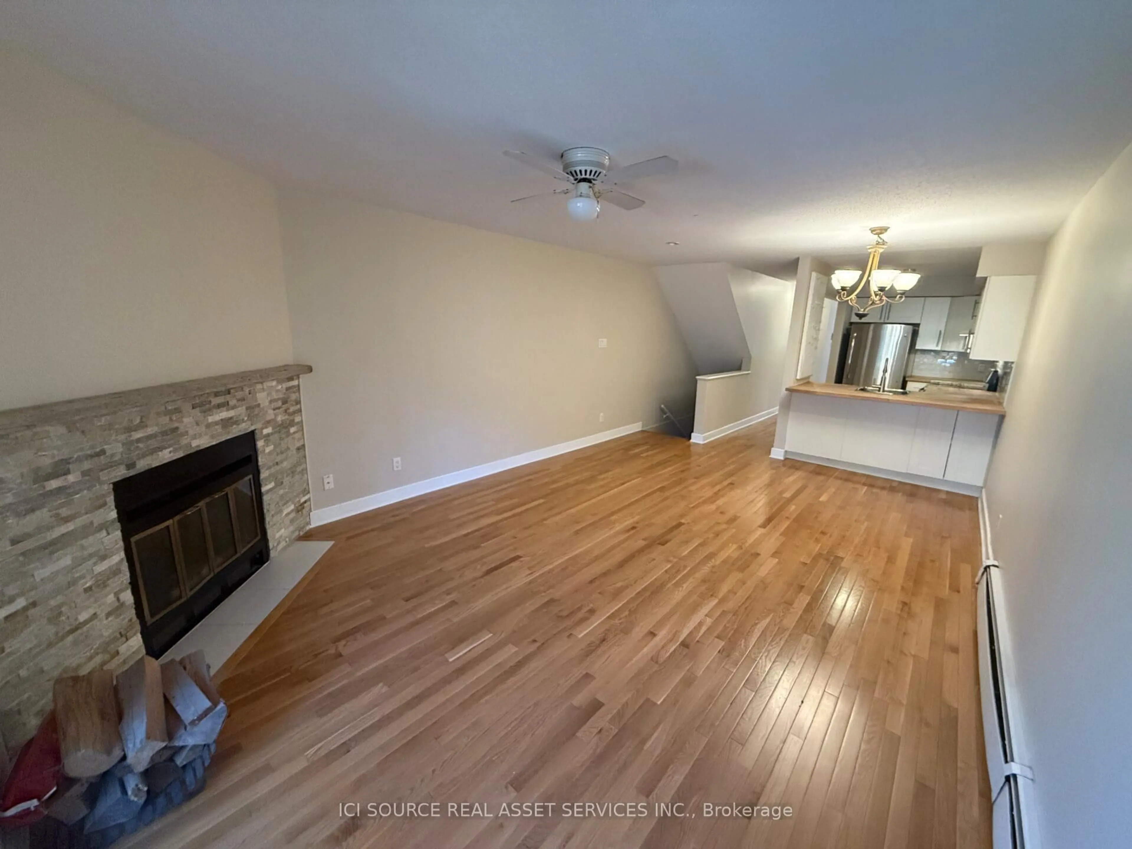 A pic of a room for 8 Blue Moon Private, Ottawa Ontario K1K 4K6