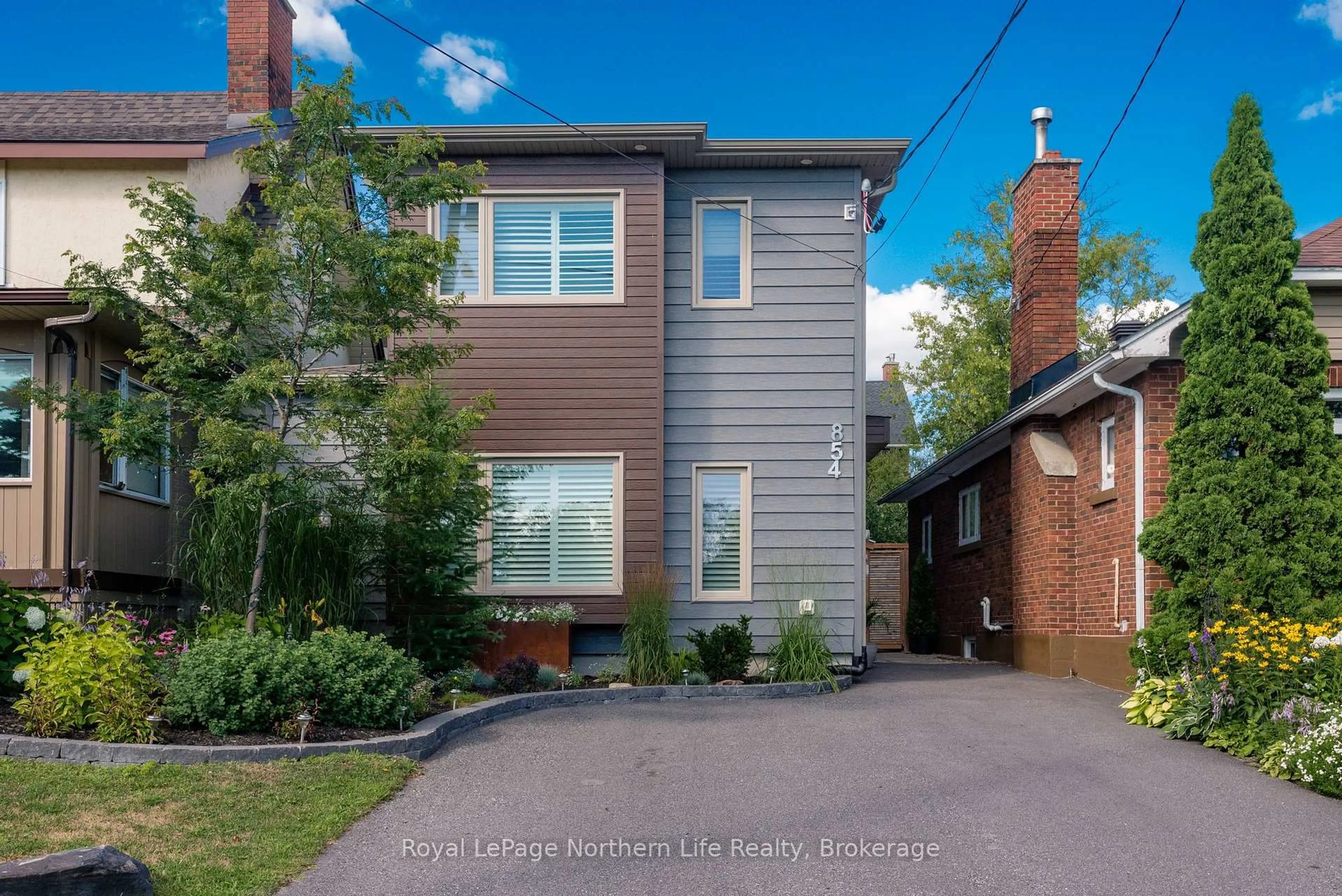 Home with brick exterior material, street for 854 Bourke St, North Bay Ontario P1B 3K6