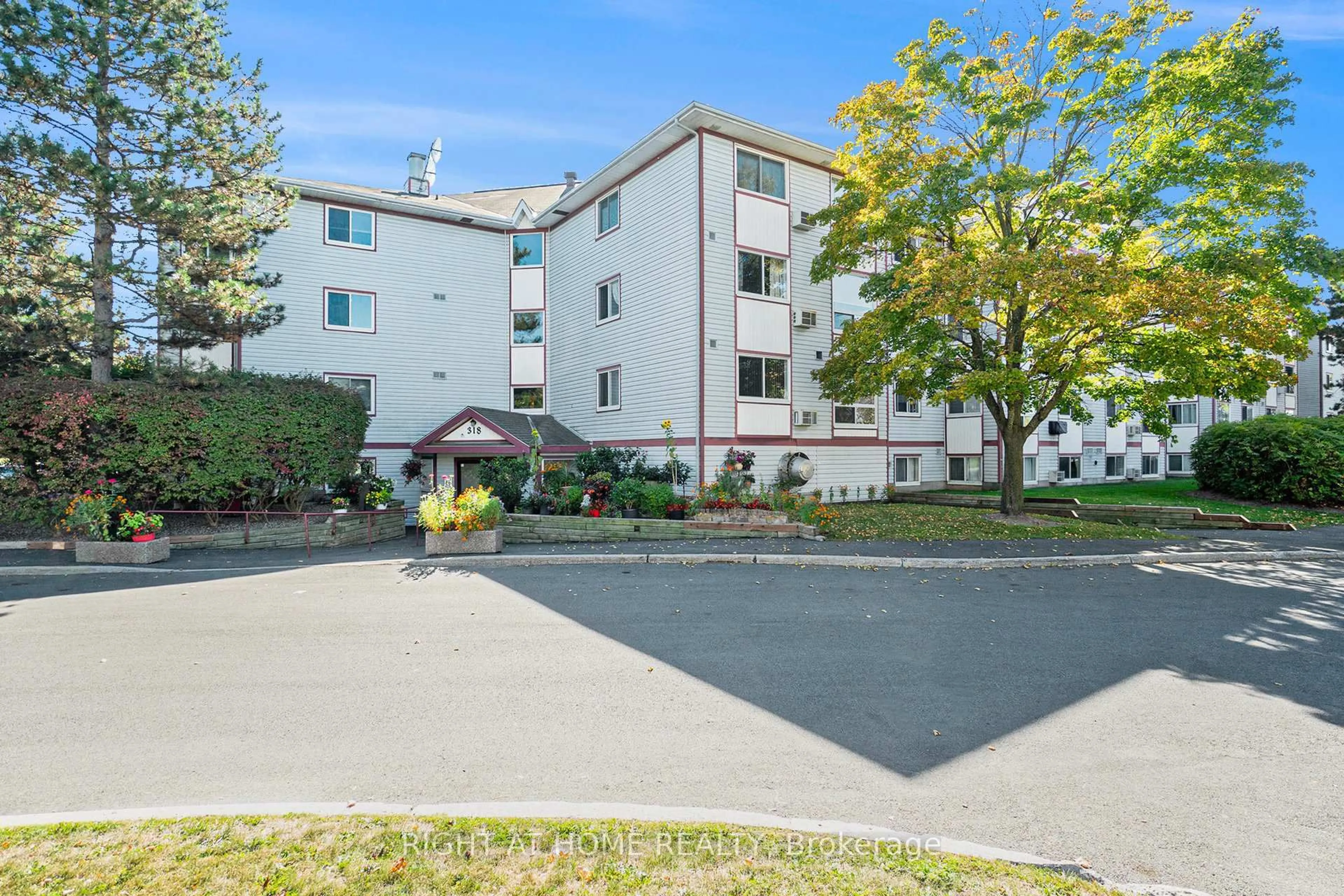 Patio, unknown for 318 Lorry Greenberg Dr #107, Ottawa Ontario K1T 2R5