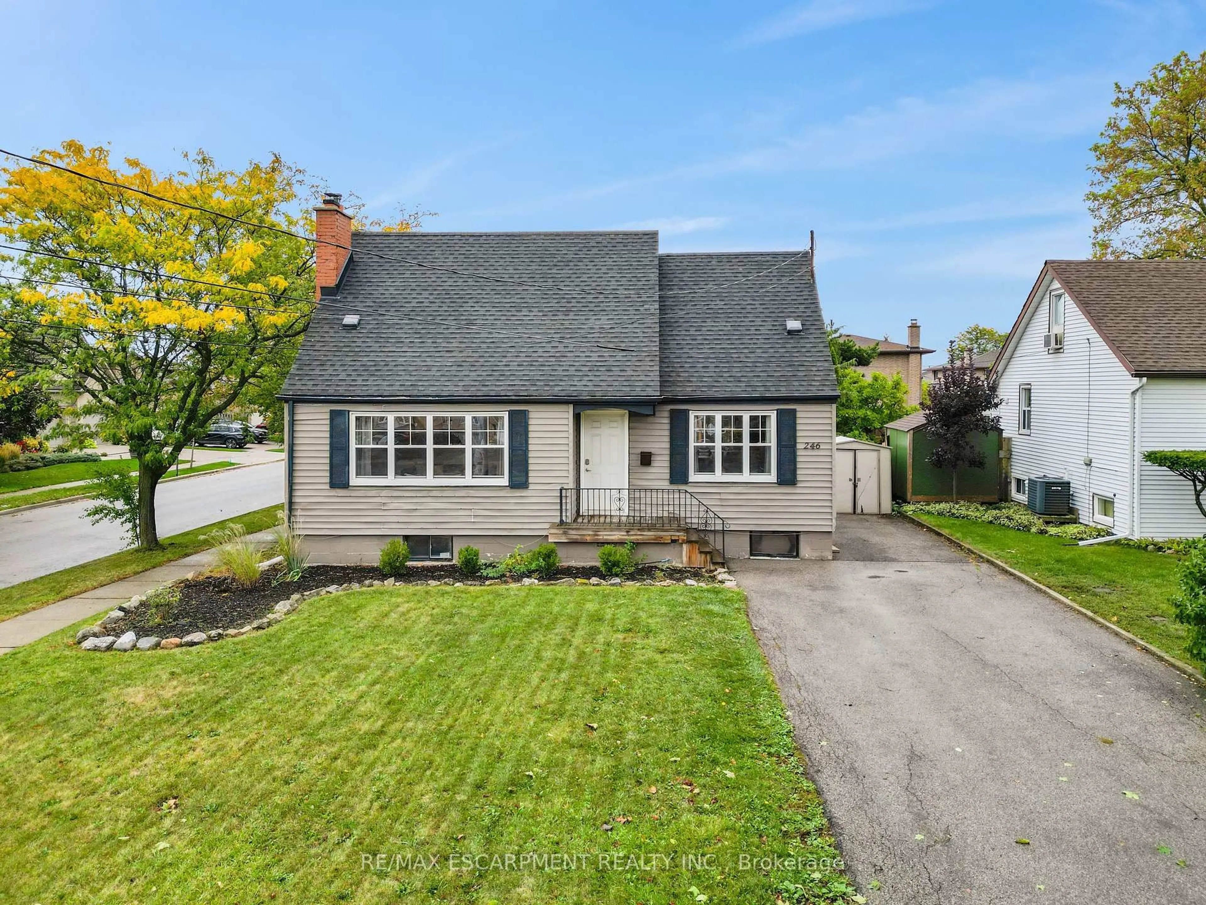 Unknown for 246 Green Rd, Hamilton Ontario L8E 2A5