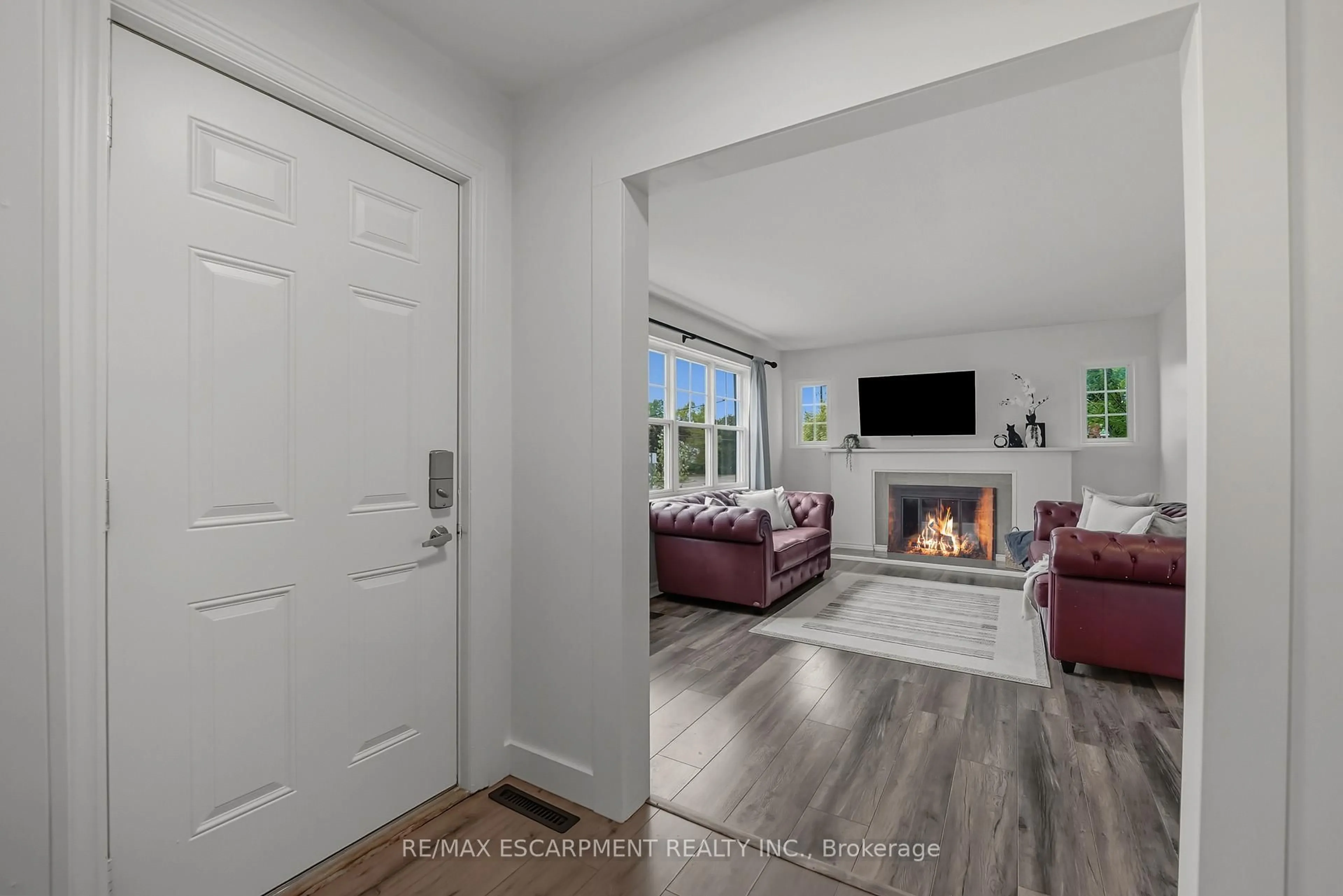 Unknown for 246 Green Rd, Hamilton Ontario L8E 2A5
