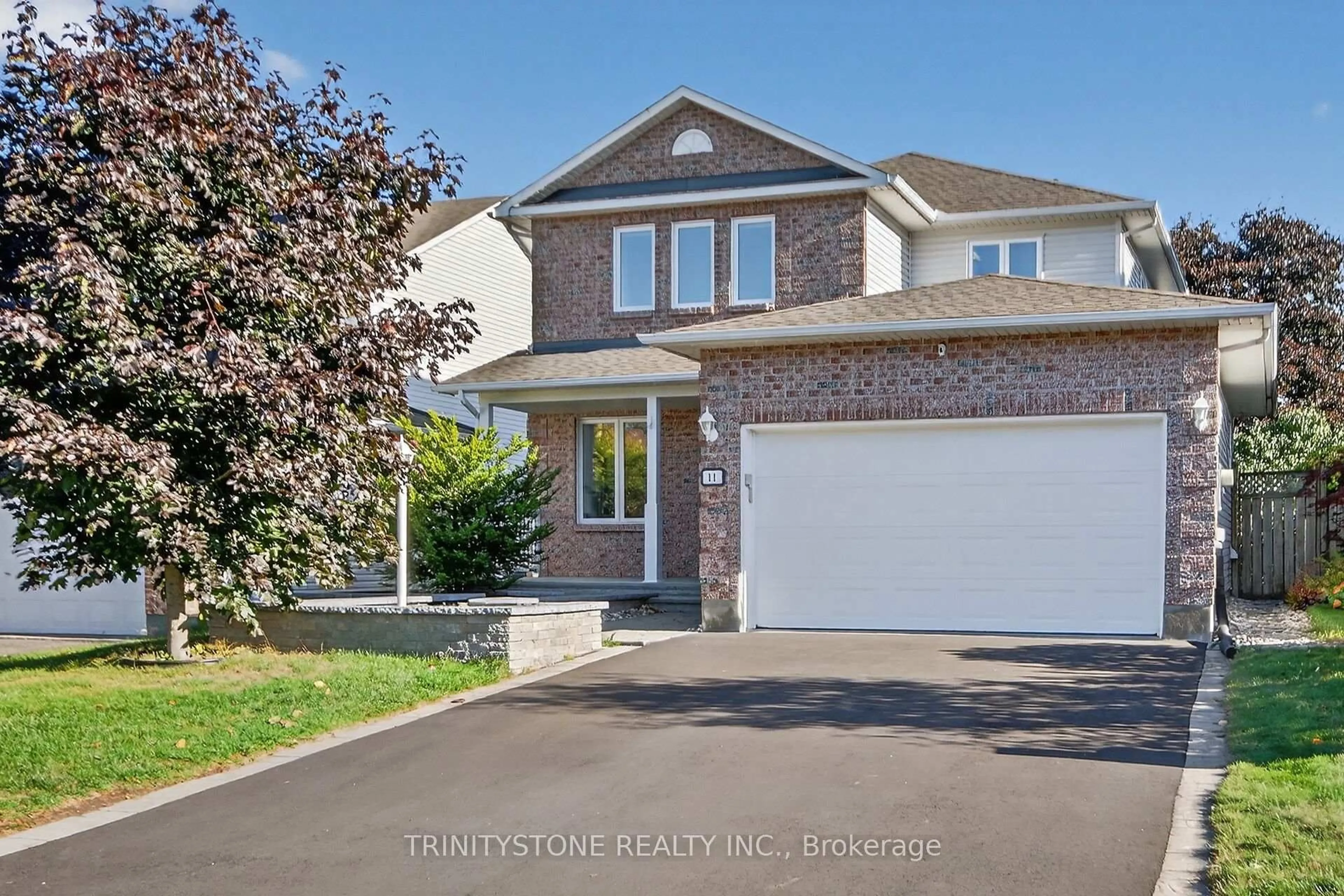 Unknown for 11 whalings Circ, Stittsville Ontario K2S 1S4