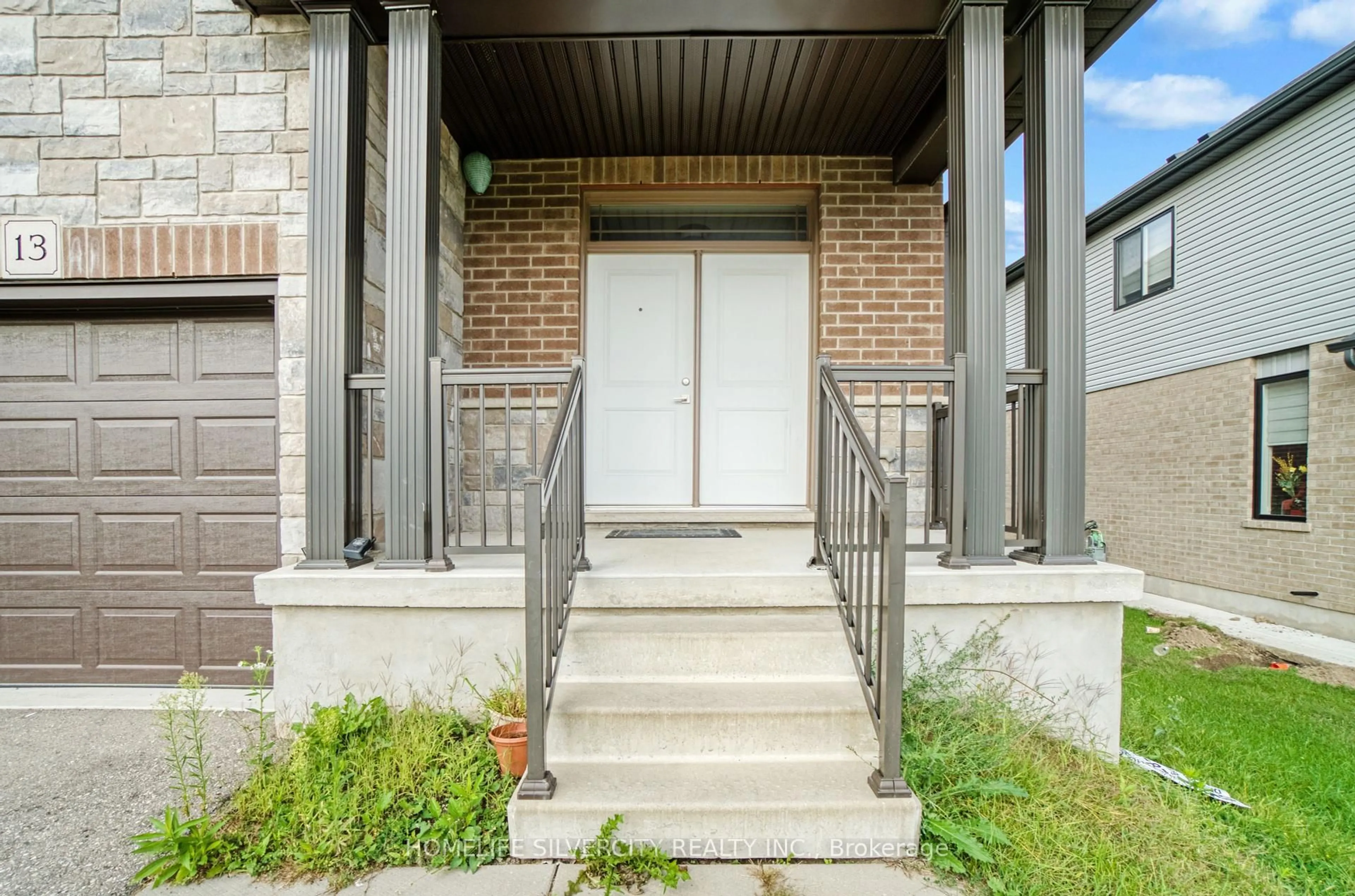 Unknown for 13 Hartfield St, Ingersoll Ontario N5C 0C5