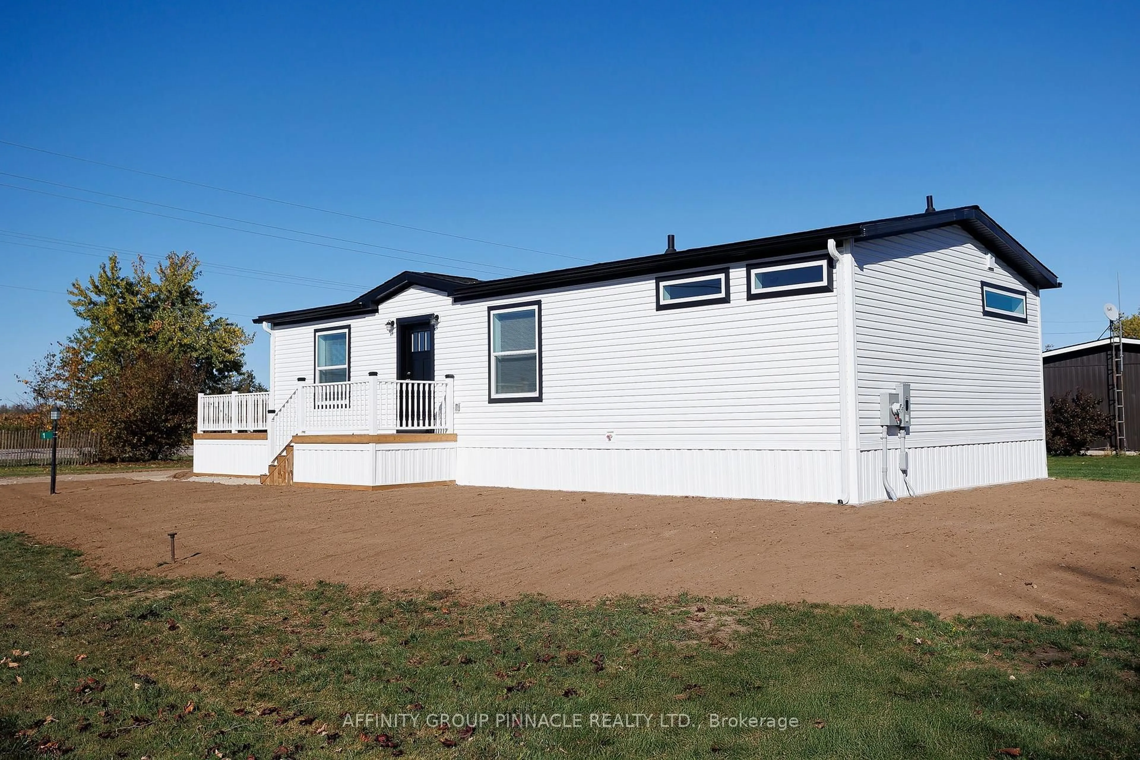 Home with vinyl exterior material, building for 1 Vista Dr, Kawartha Lakes Ontario K9V 0H7