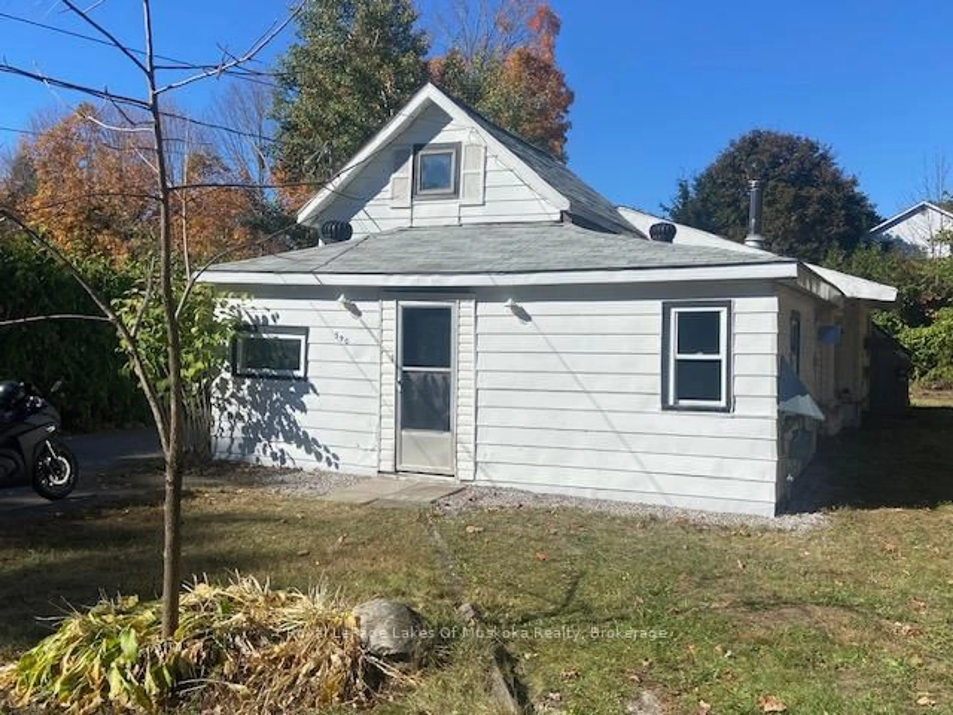 Unknown for 590 Pinedale Rd, Gravenhurst Ontario P1P 1M1