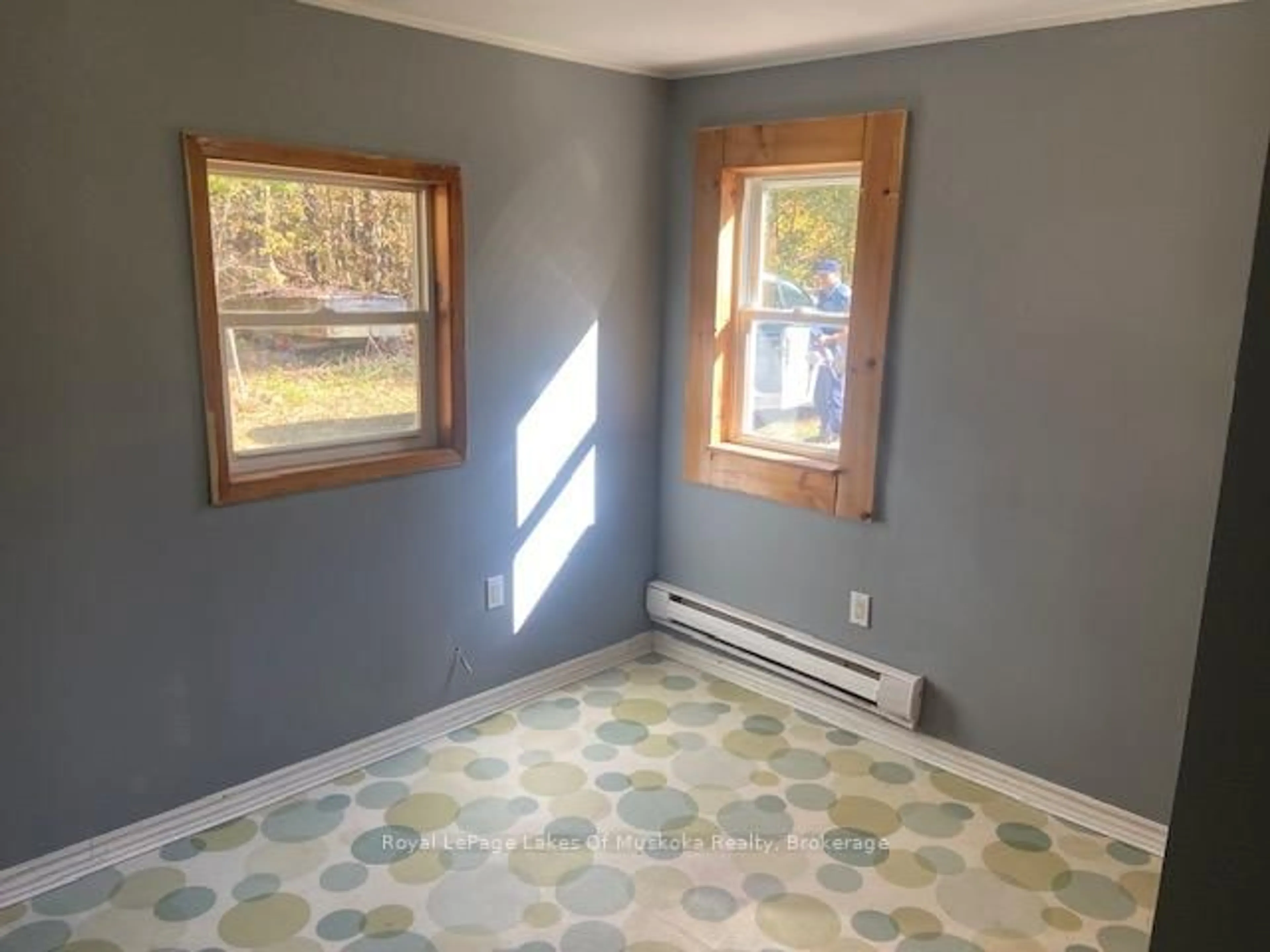 A pic of a room for 590 Pinedale Rd, Gravenhurst Ontario P1P 1M1