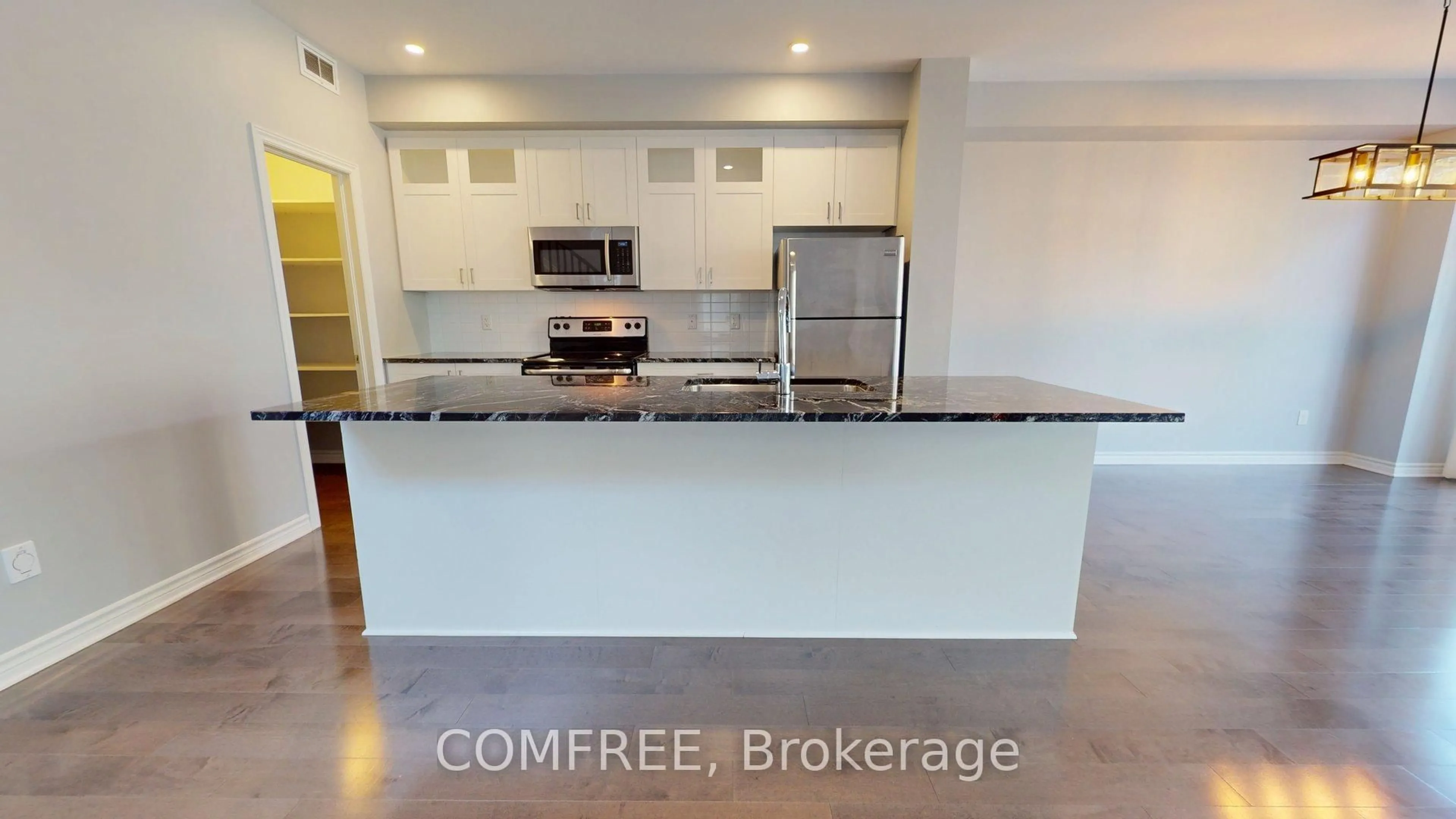 Open concept kitchen, unknown for 253 Brambling Way, Ottawa Ontario K2J 0E4