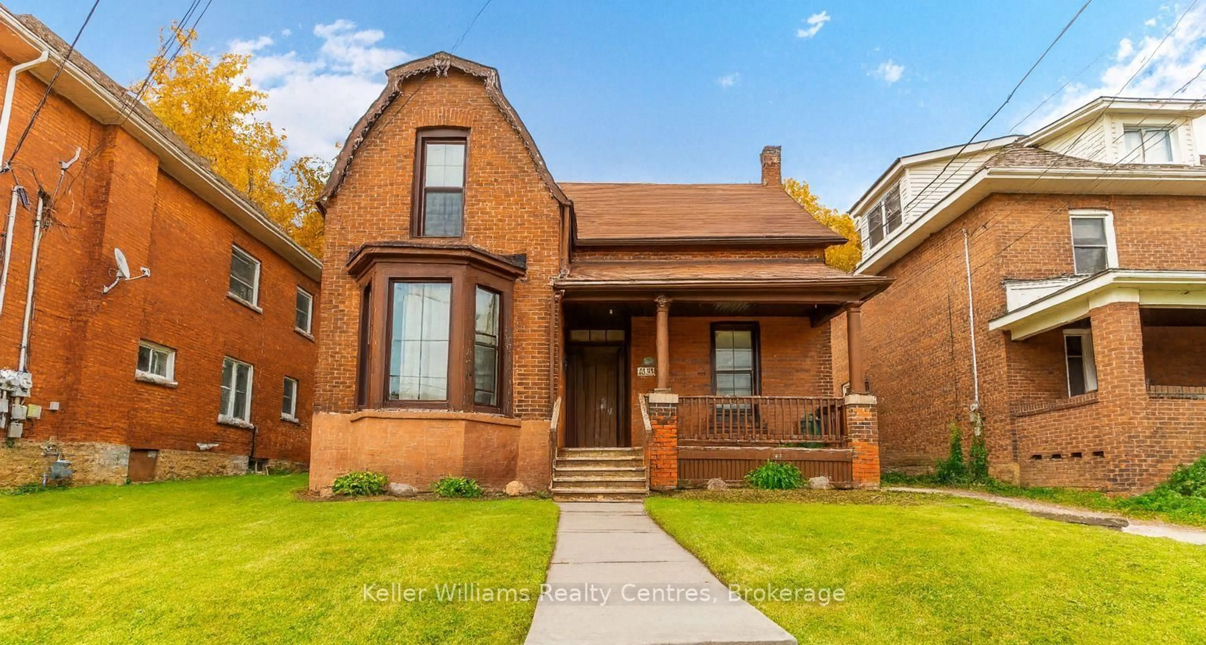 Home with brick exterior material, street for 1379 3rd Ave, Owen Sound Ontario N4K 2L8