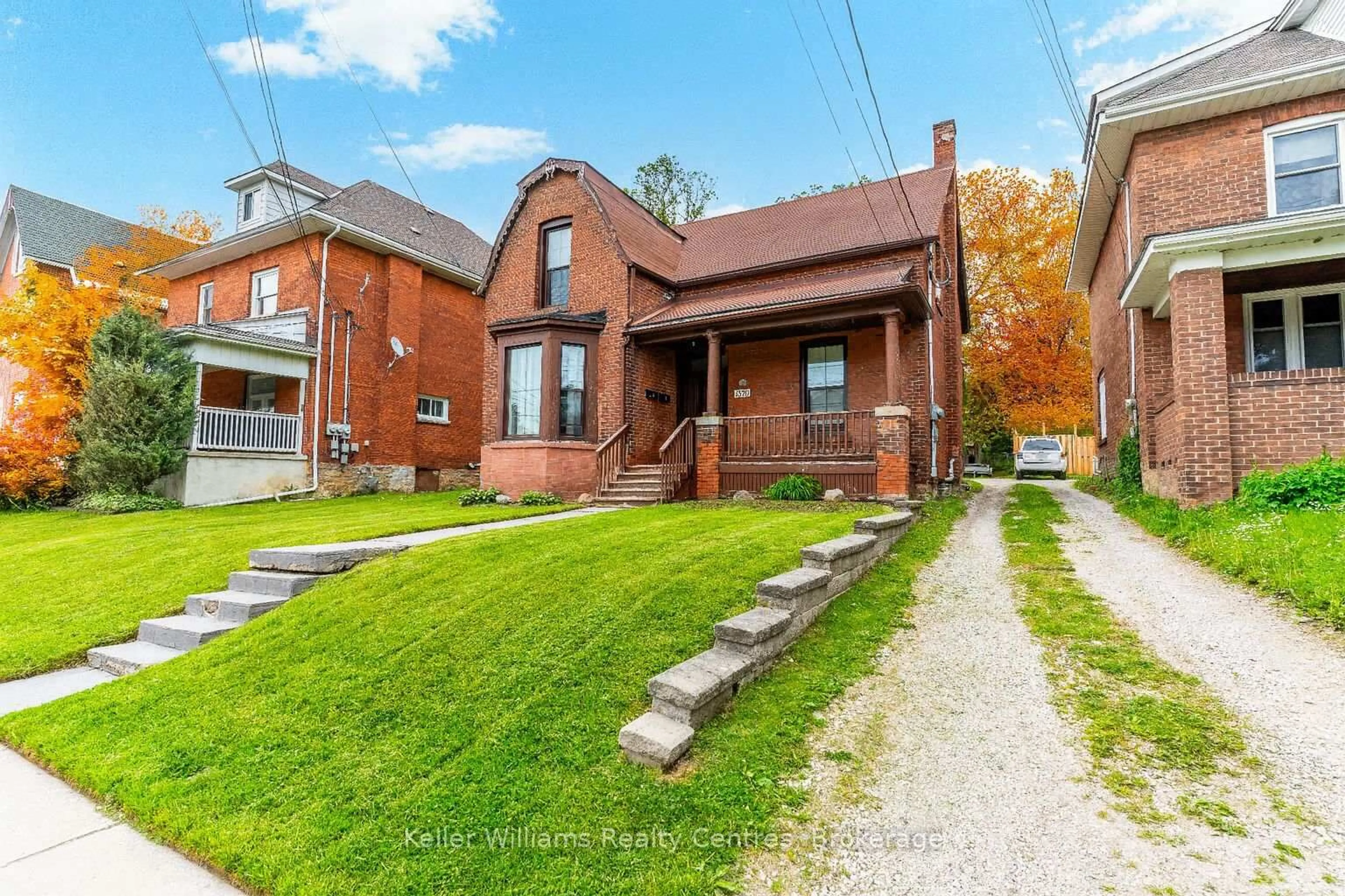 Home with brick exterior material, street for 1379 3rd Ave, Owen Sound Ontario N4K 2L8