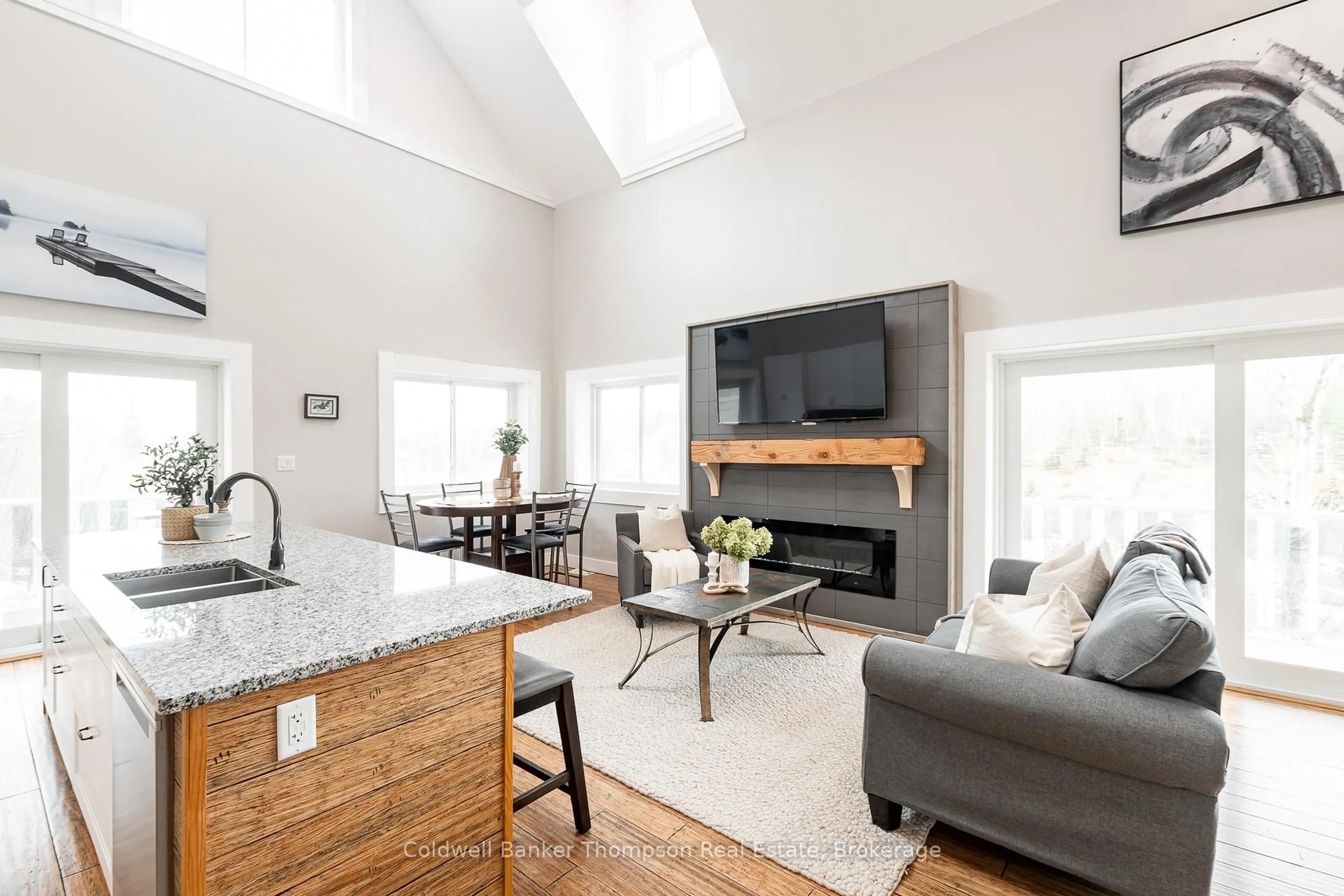 Open concept kitchen, unknown for 17 Deerhurst Highlands Dr, Huntsville Ontario P1H 1B1