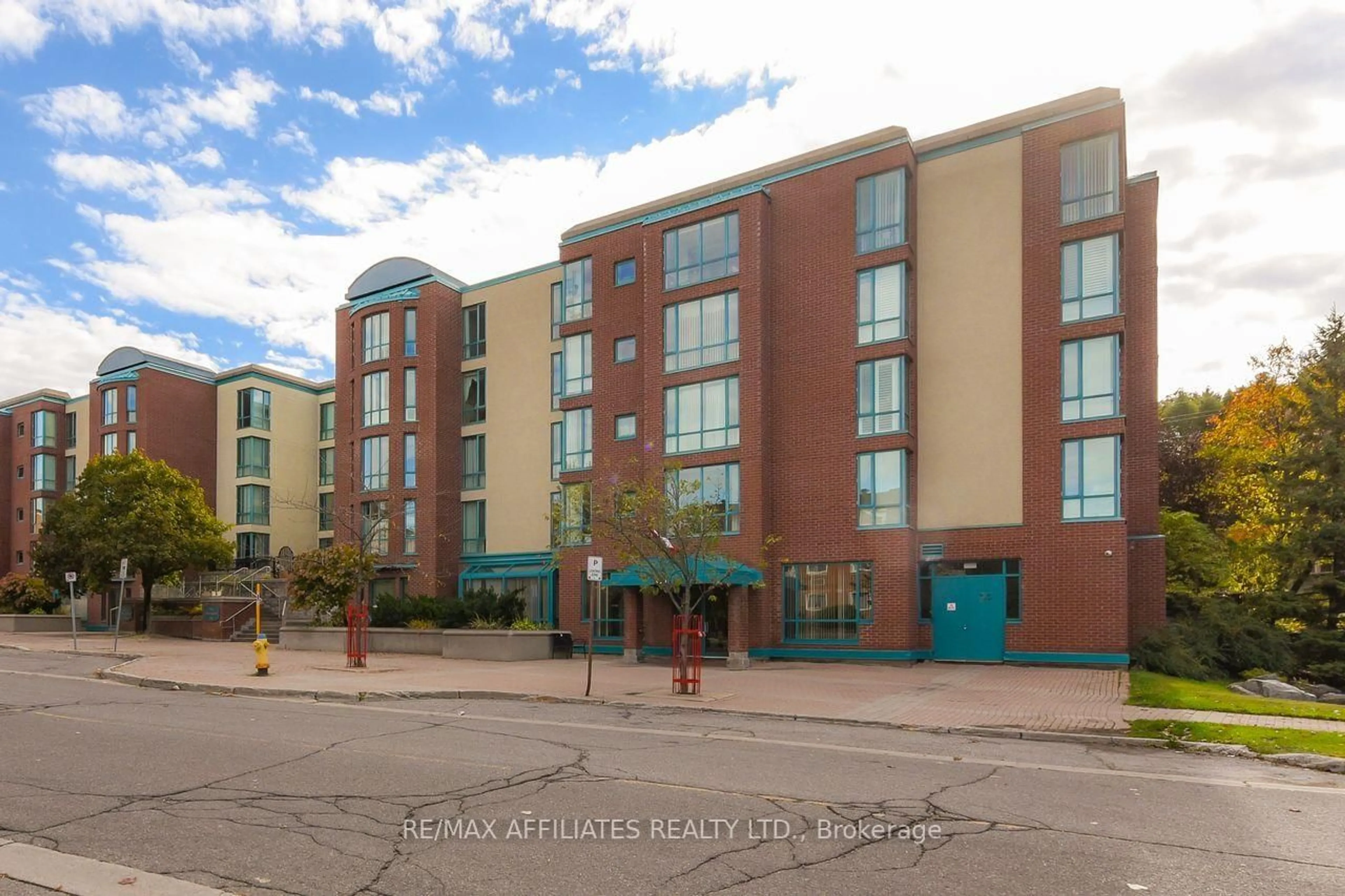 Unknown for 330 Centrum Blvd #407, Ottawa Ontario K1E 3W2