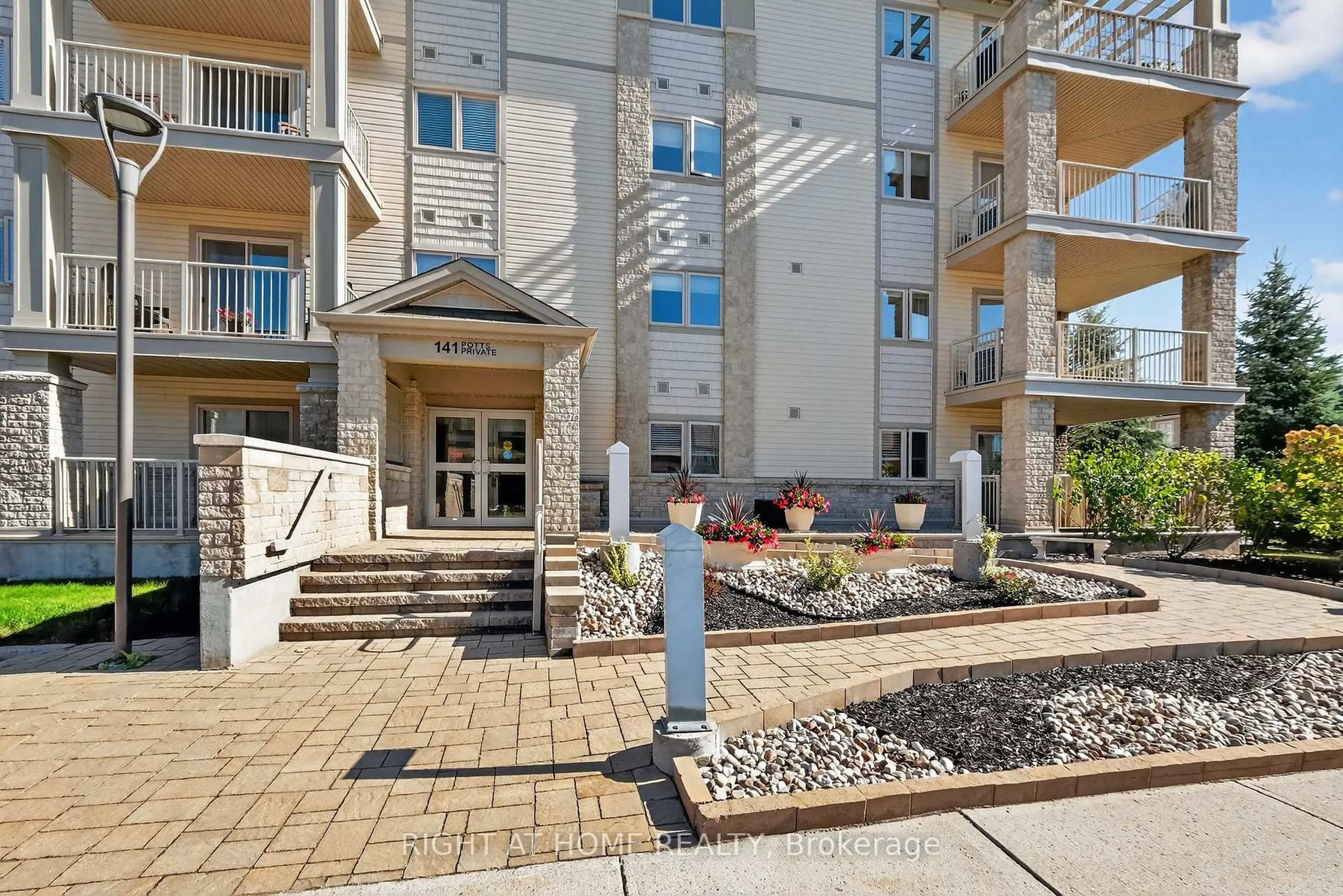 Patio, street for 141 Potts Private #306, Ottawa Ontario K4A 0X9