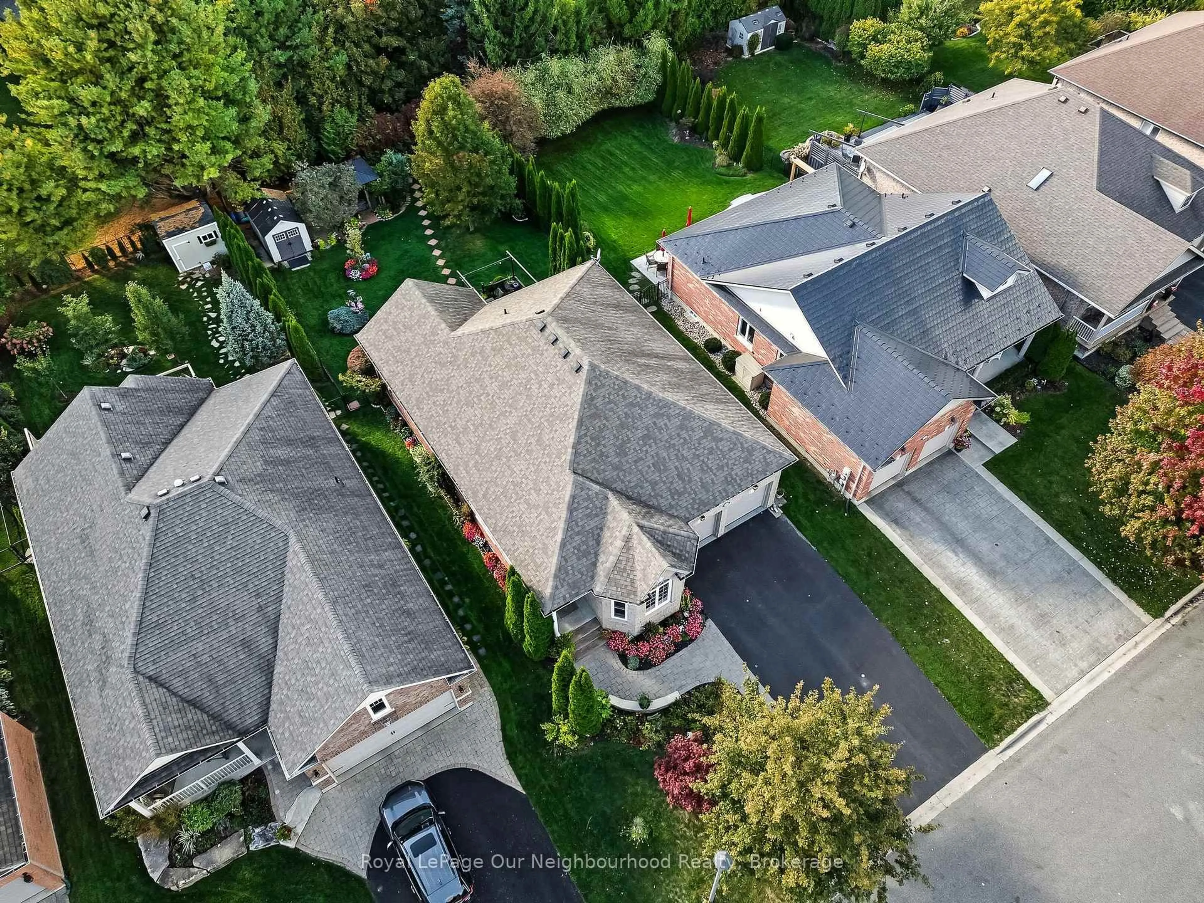 A pic from outside/outdoor area/front of a property/back of a property/a pic from drone, street for 465 Foote Cres, Cobourg Ontario K9A 0A4