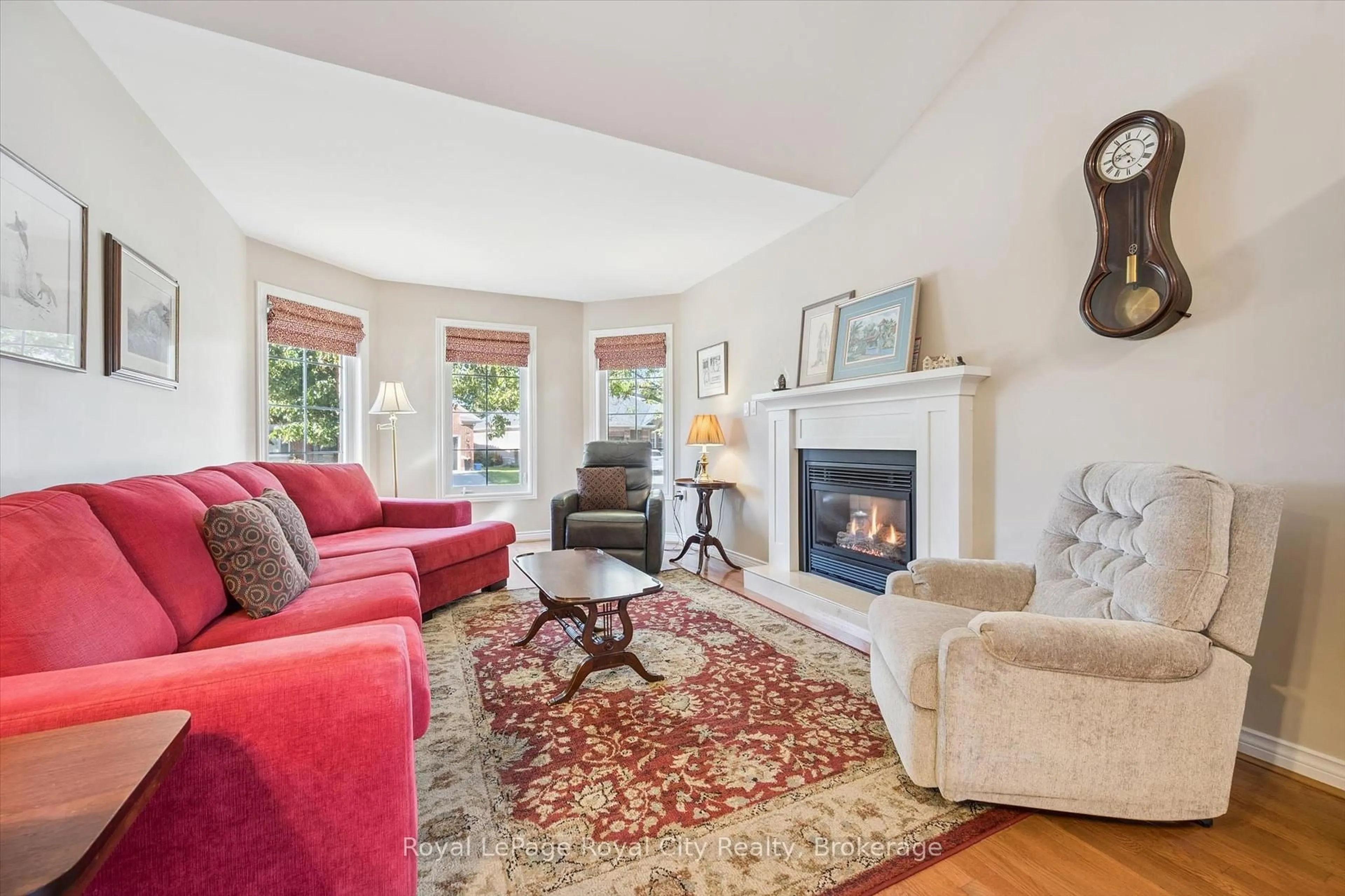 Living room with furniture, unknown for 21 Cherry Blossom Circ, Guelph Ontario N1G 4X7