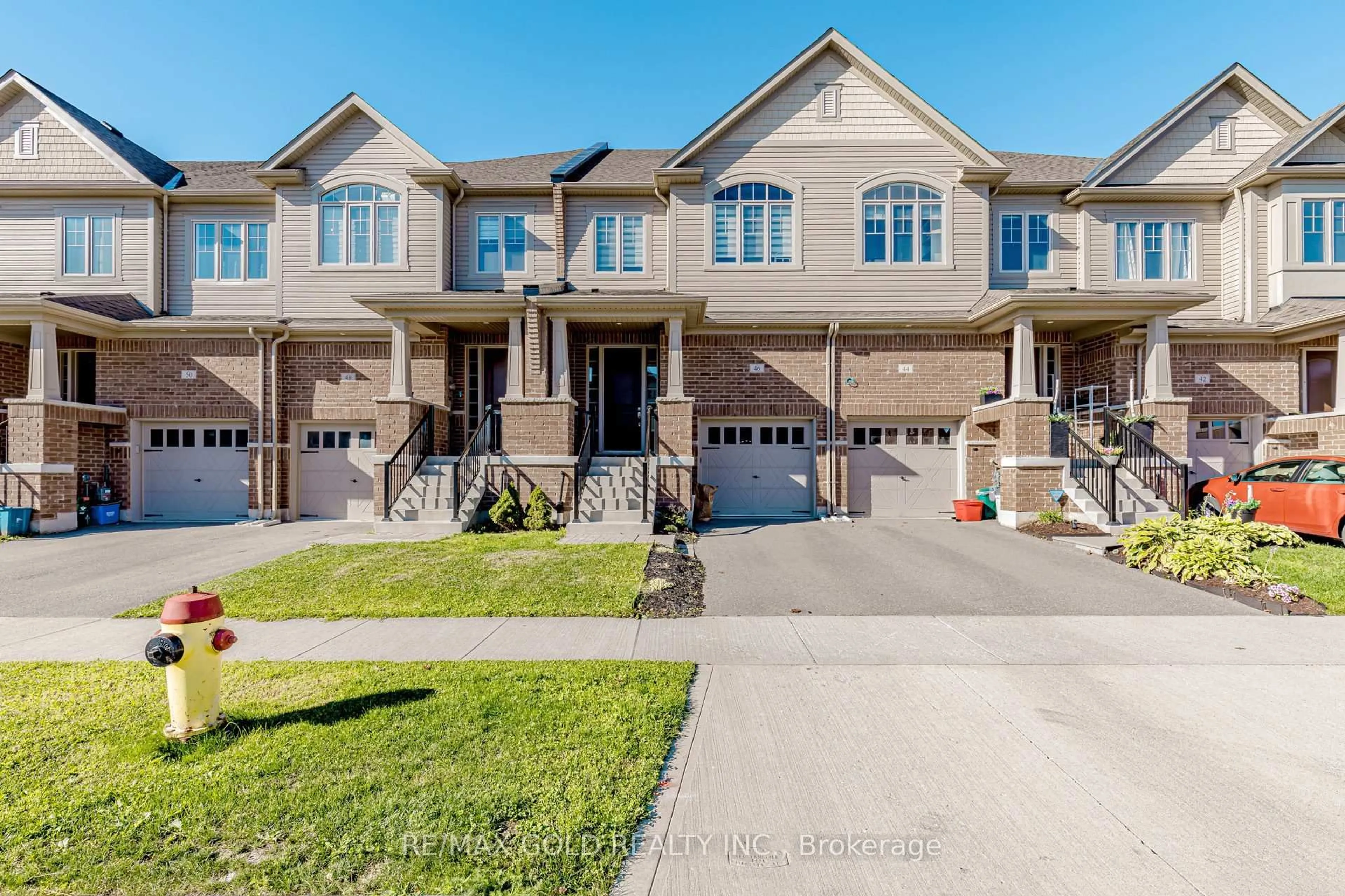 A pic from outside/outdoor area/front of a property/back of a property/a pic from drone, street for 46 Reistwood Dr, Kitchener Ontario N2R 0N8