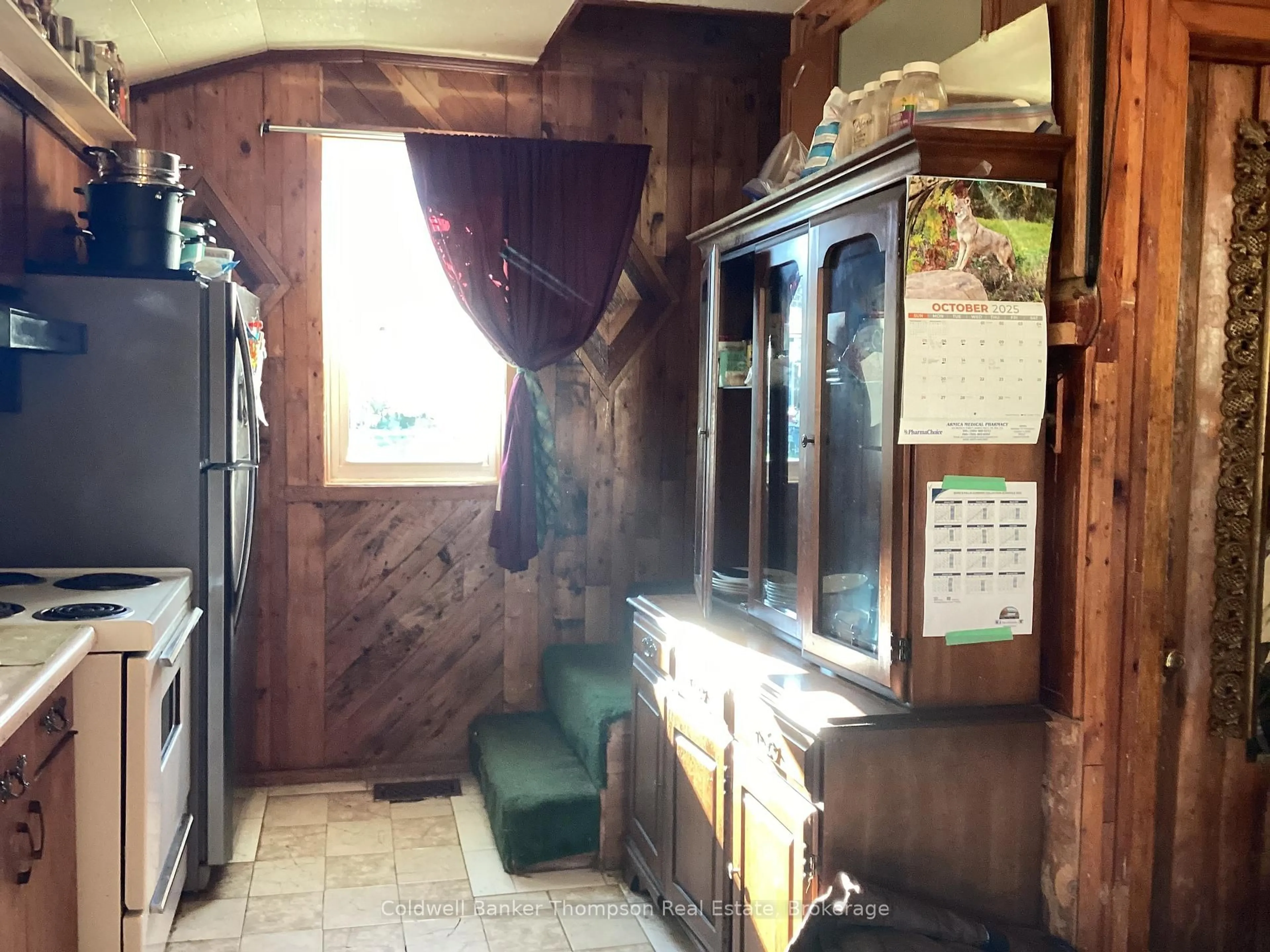 Unknown for 204 Queen St, Burk's Falls Ontario P0A 1C0