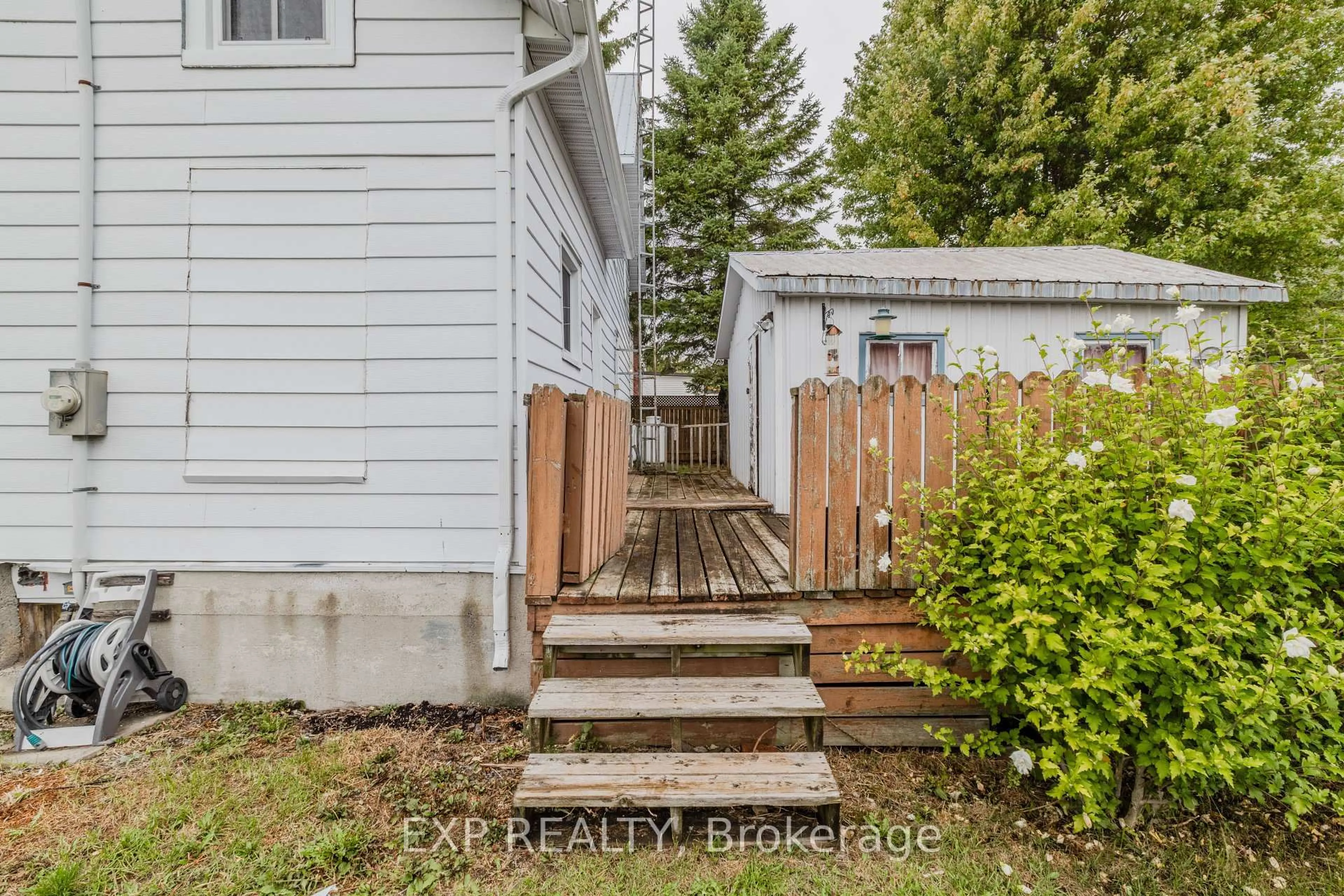 Patio, street for 12 Ash St, South Stormont Ontario K0C 1Y0