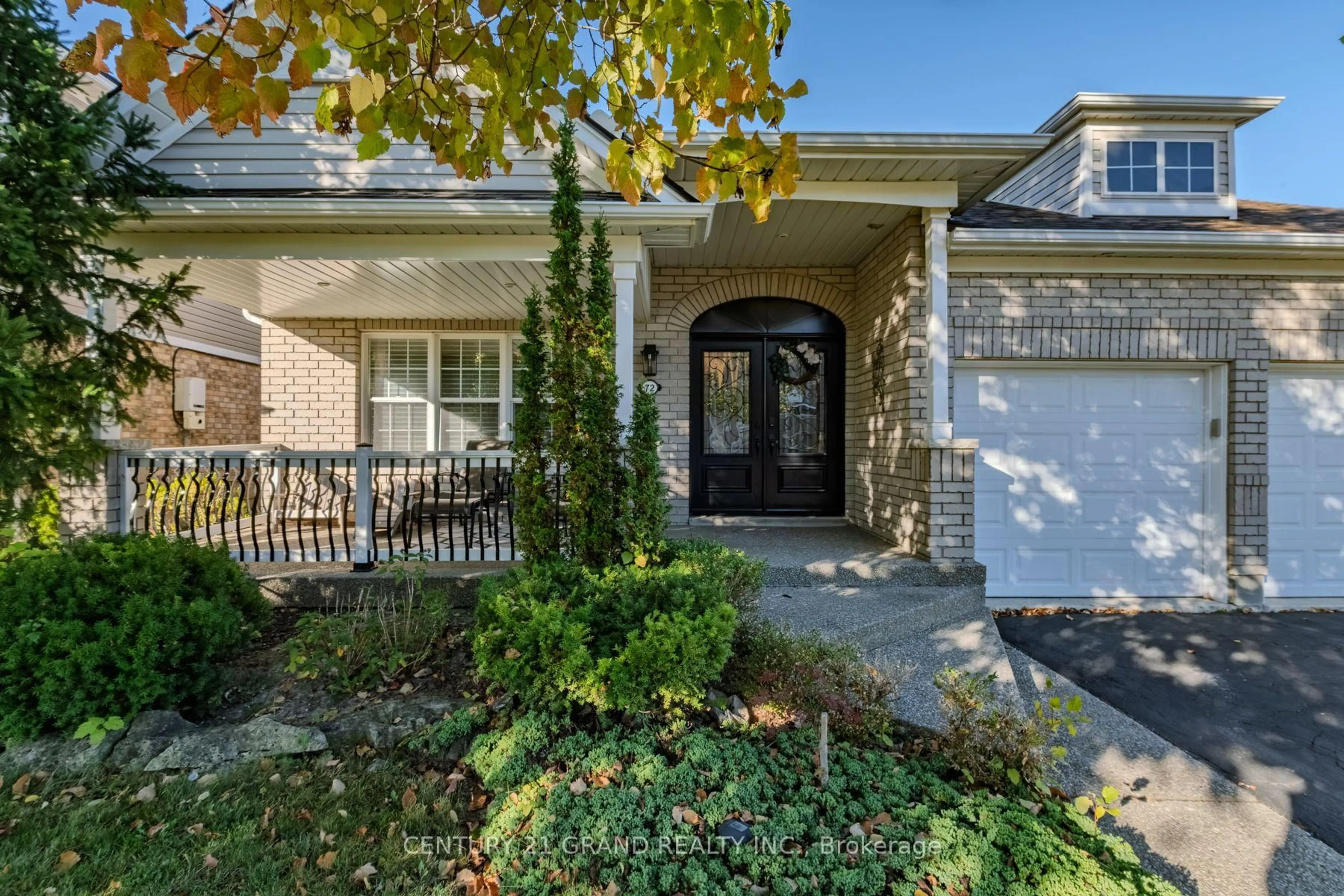 Home with brick exterior material, street for 72 Hunter Way, Brantford Ontario N3T 0A2