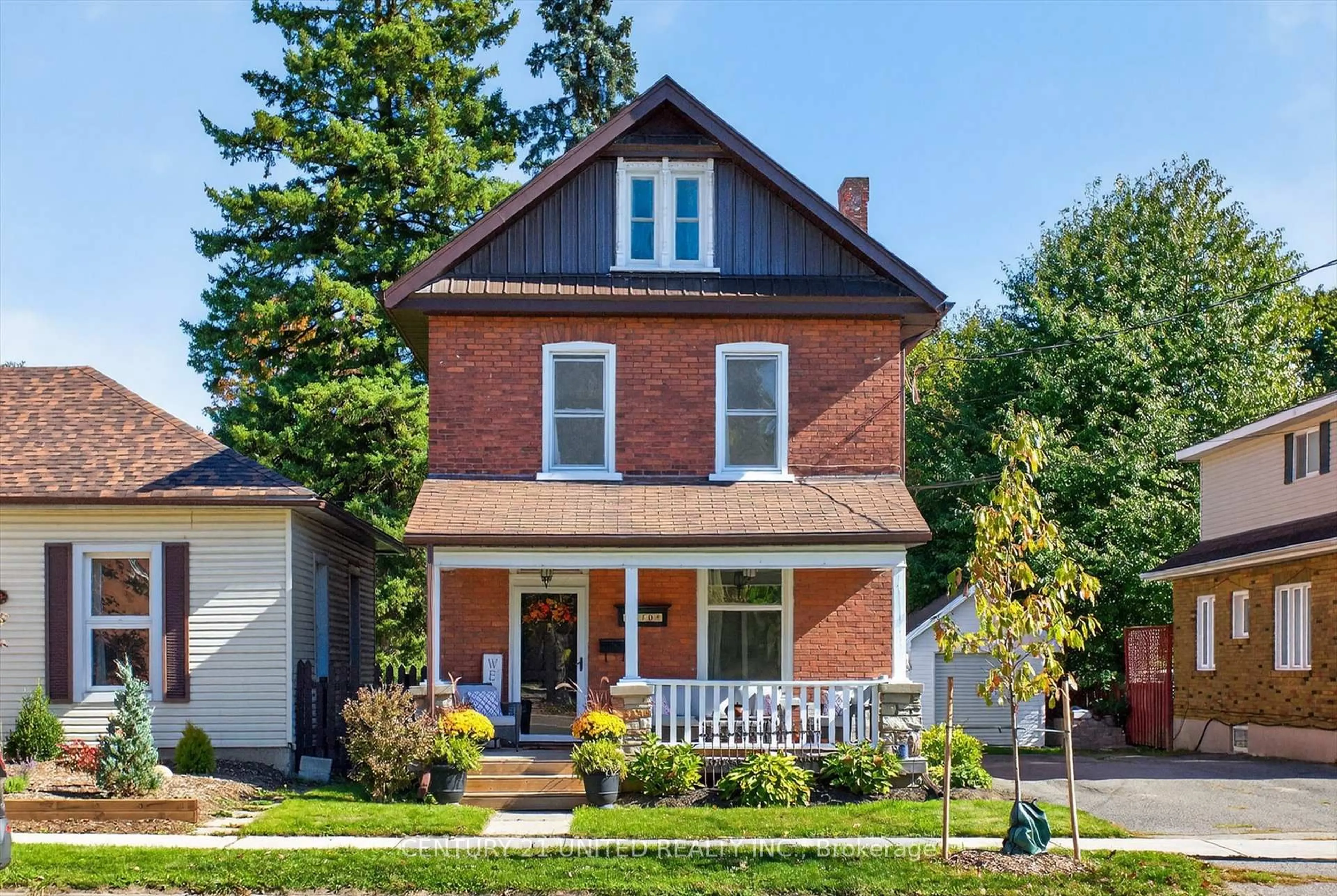 Home with brick exterior material, street for 470 Rogers St, Peterborough Ontario K9H 1W9