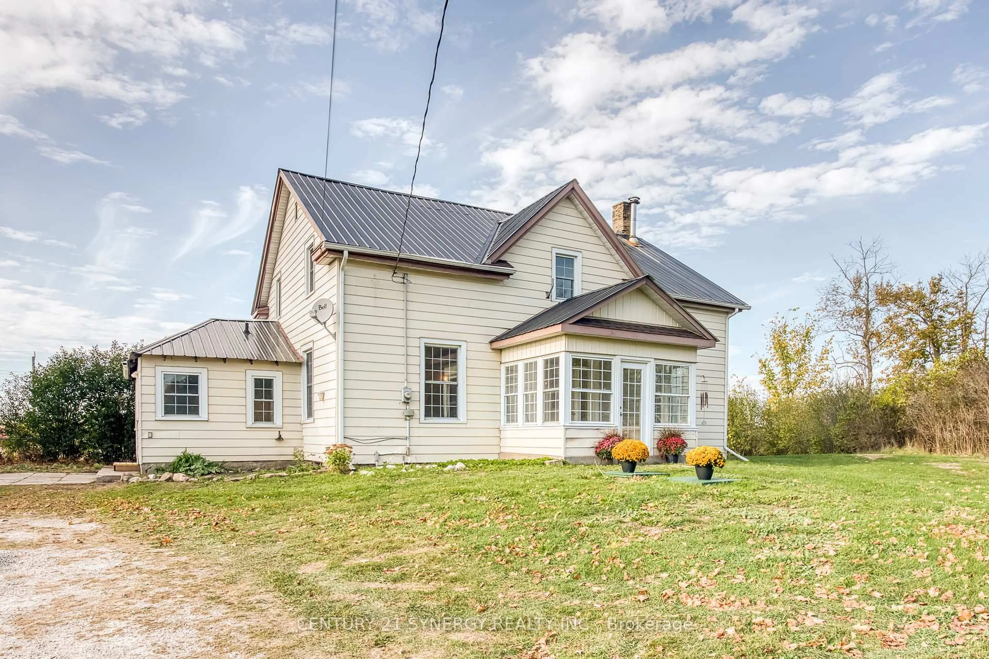 A pic from outside/outdoor area/front of a property/back of a property/a pic from drone, building for 13 Brandelle Lane, Perth Ontario K7H 3C6