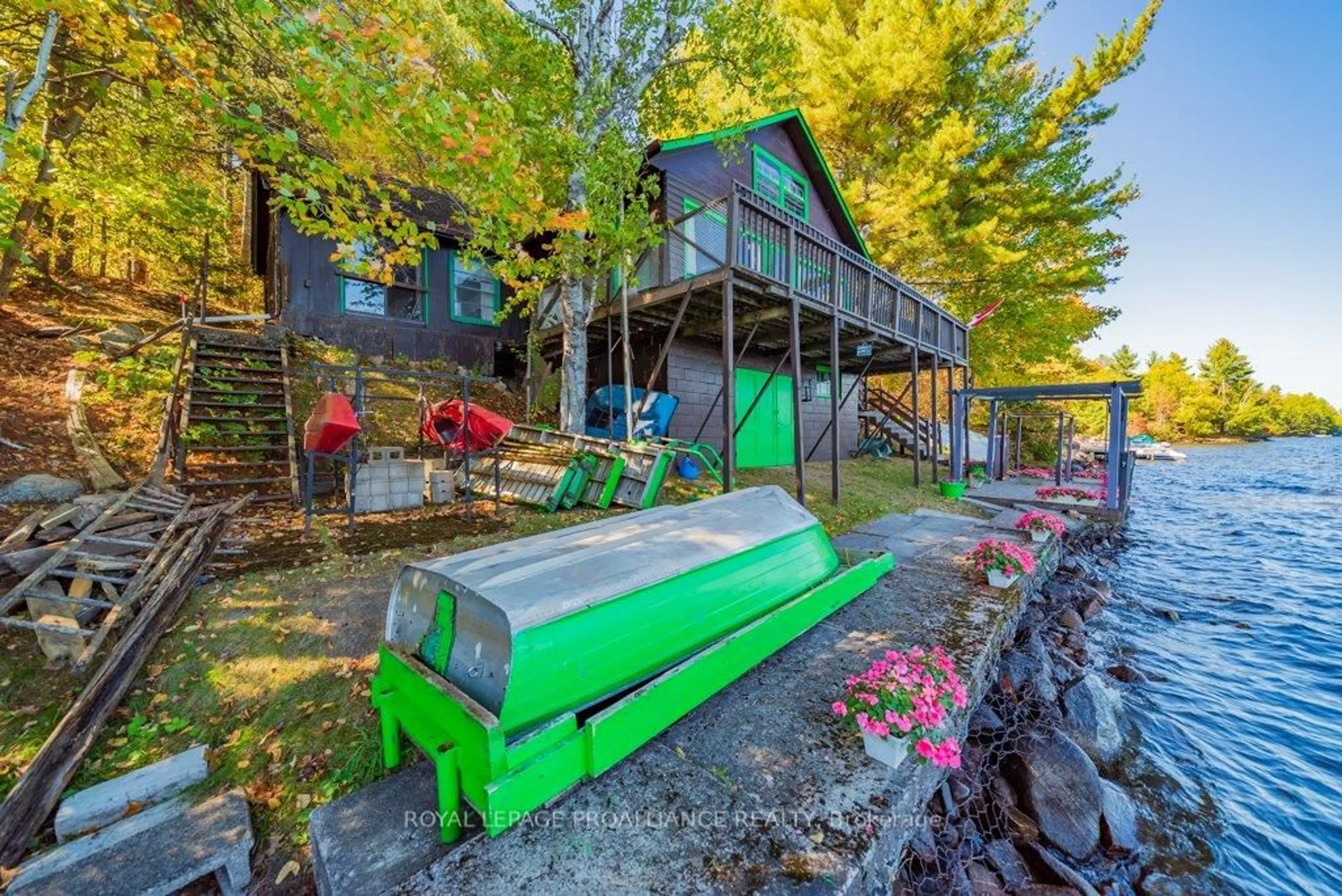 Patio, unknown for 103 North Mazinaw Rd, Cloyne Ontario K0H 1K0