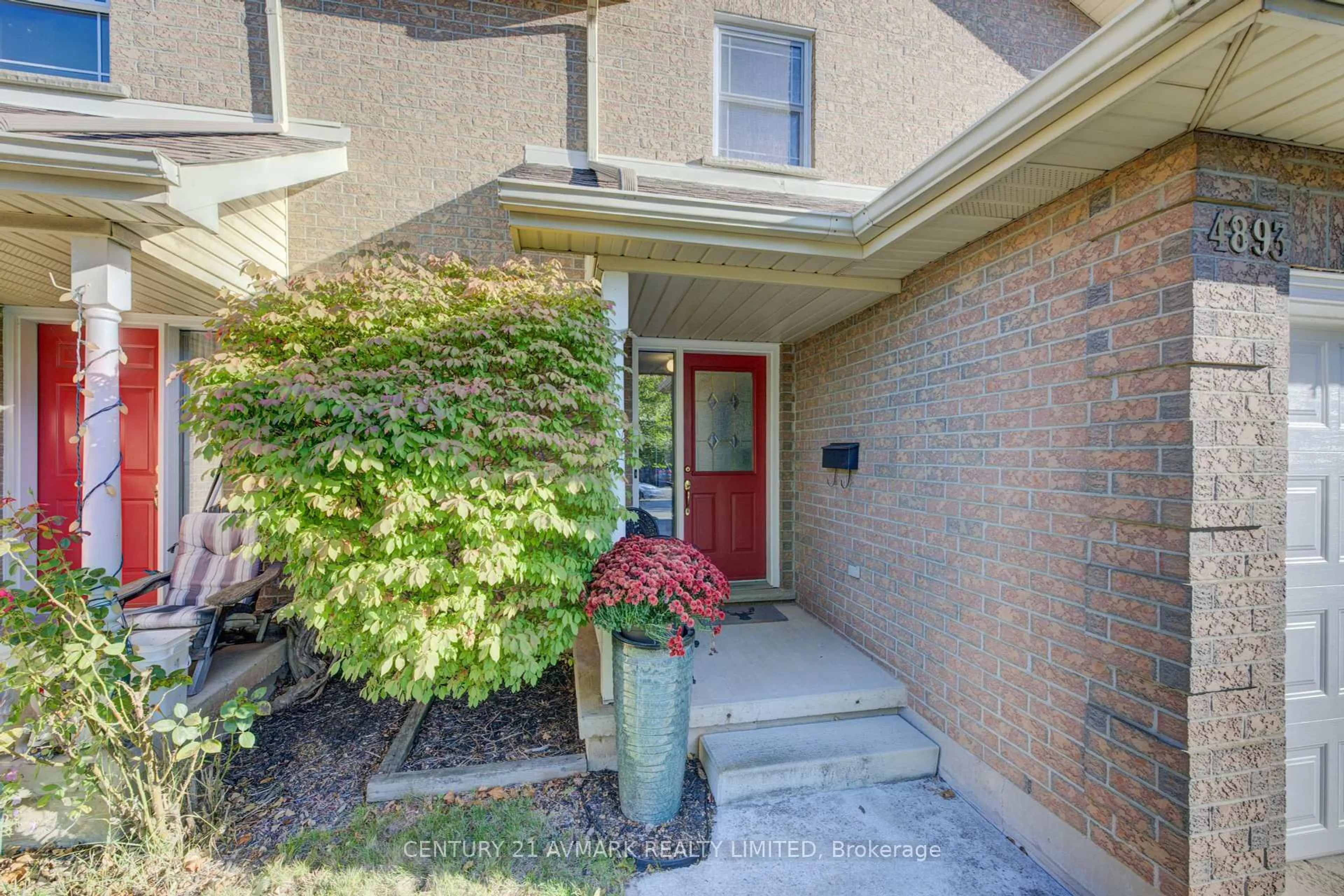 Unknown for 4893 NORTHGATE Cres, Lincoln Ontario L3J 0E6