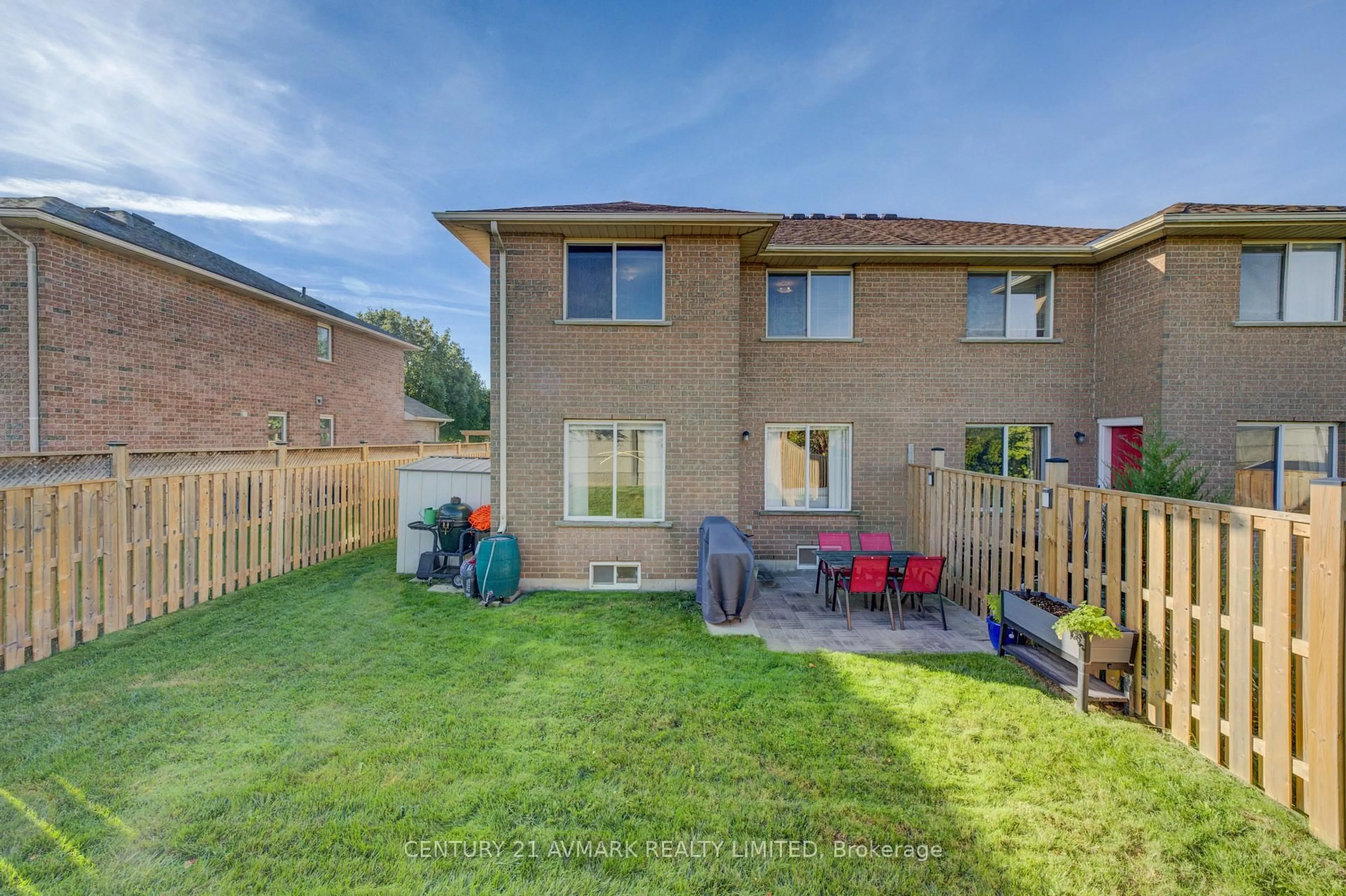 Patio, street for 4893 NORTHGATE Cres, Lincoln Ontario L3J 0E6