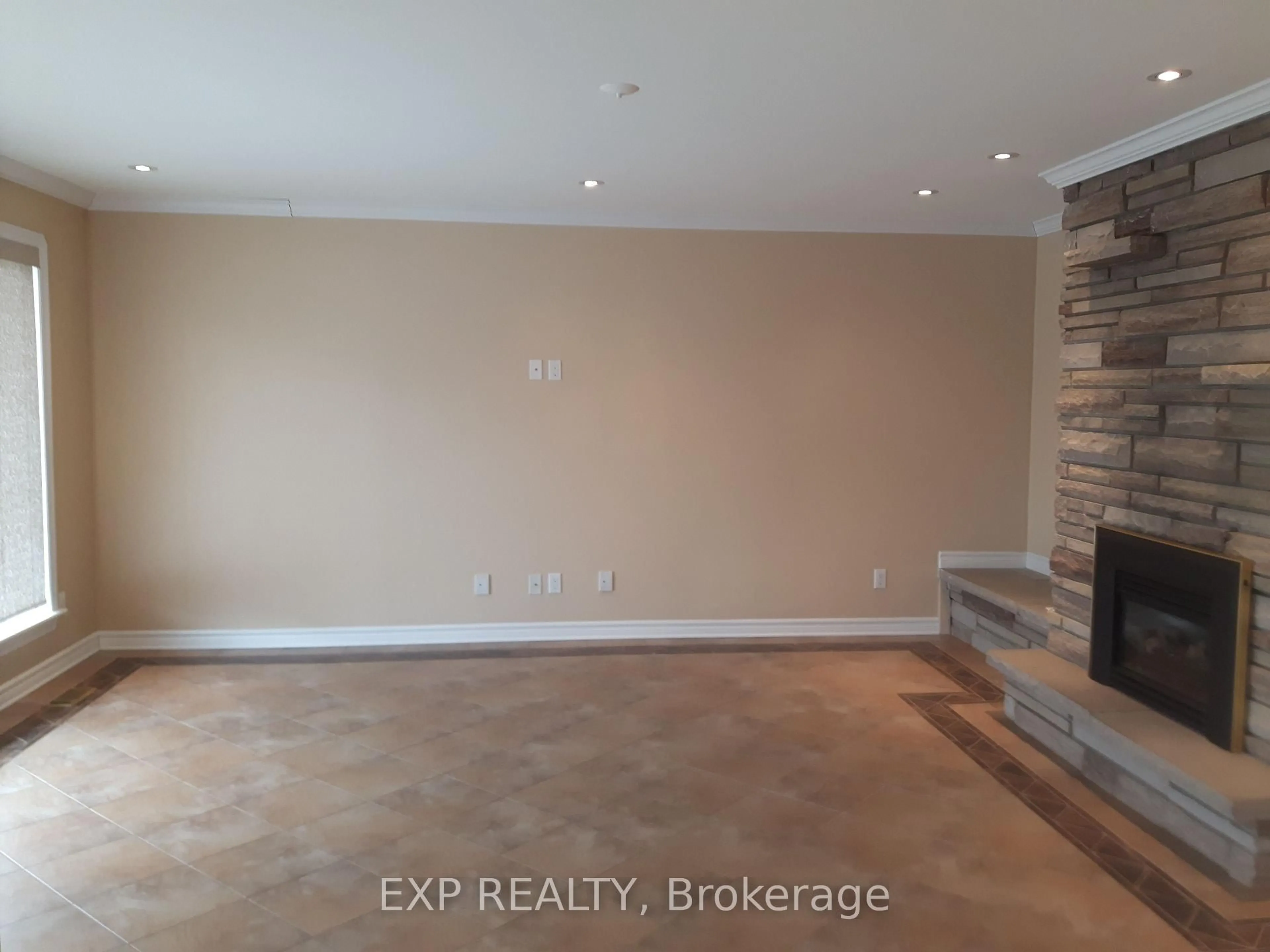 A pic of a room for 88 Craig St, Russell Ontario K4R 1A6