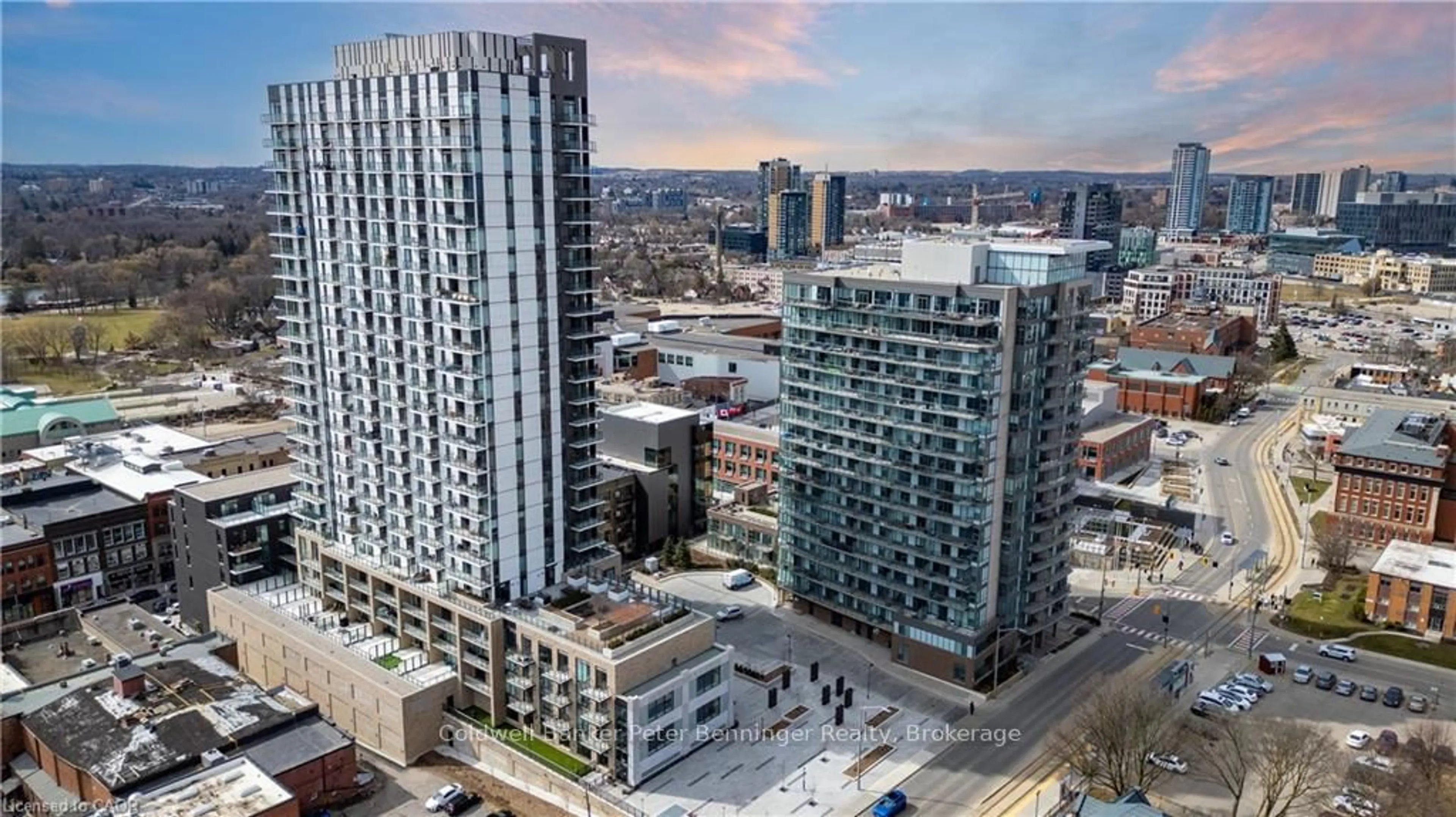 A pic from outside/outdoor area/front of a property/back of a property/a pic from drone, city buildings view from balcony for 85 Duke St #703, Kitchener Ontario N2H 4Y7