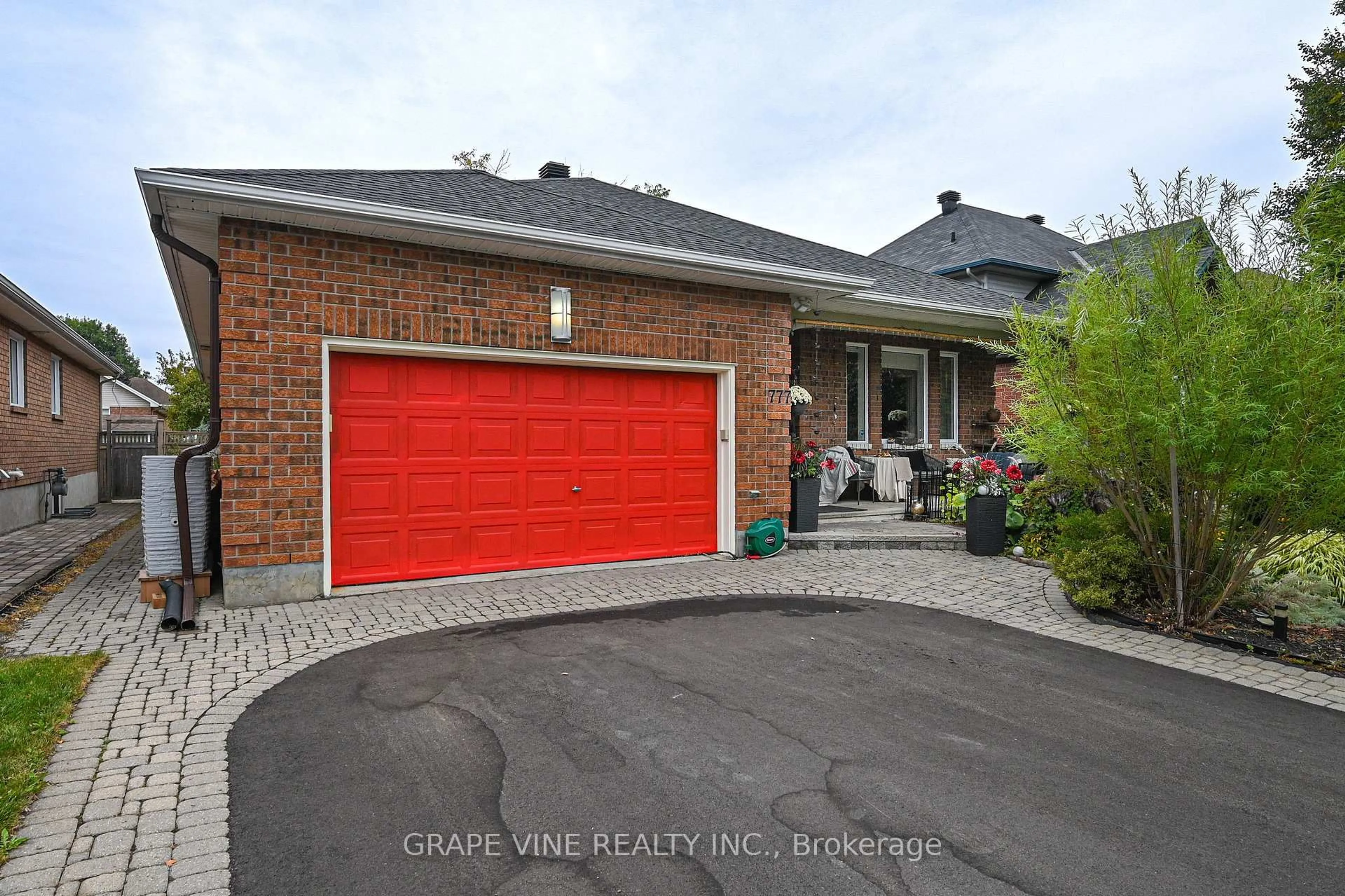 Home with brick exterior material, street for 777 Rolling River Cres, Ottawa Ontario K1V 1M2