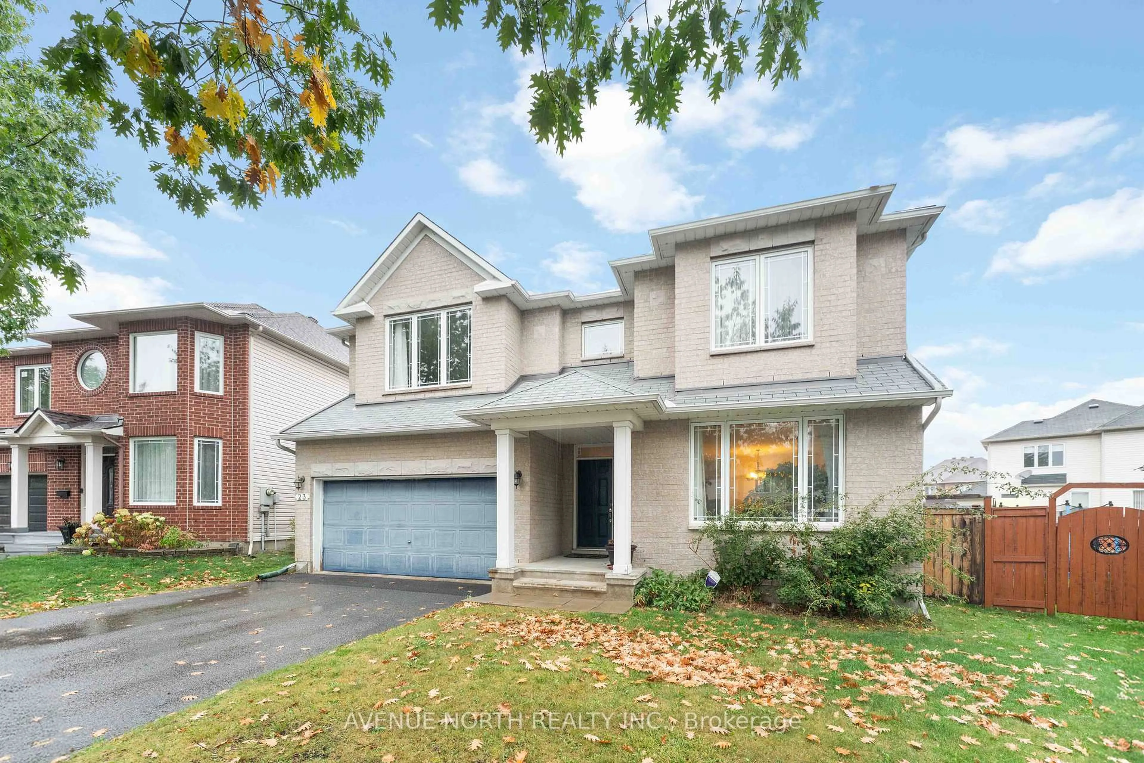 Home with brick exterior material, street for 23 Hearthstone Pl, Barrhaven Ontario K2G 7B3