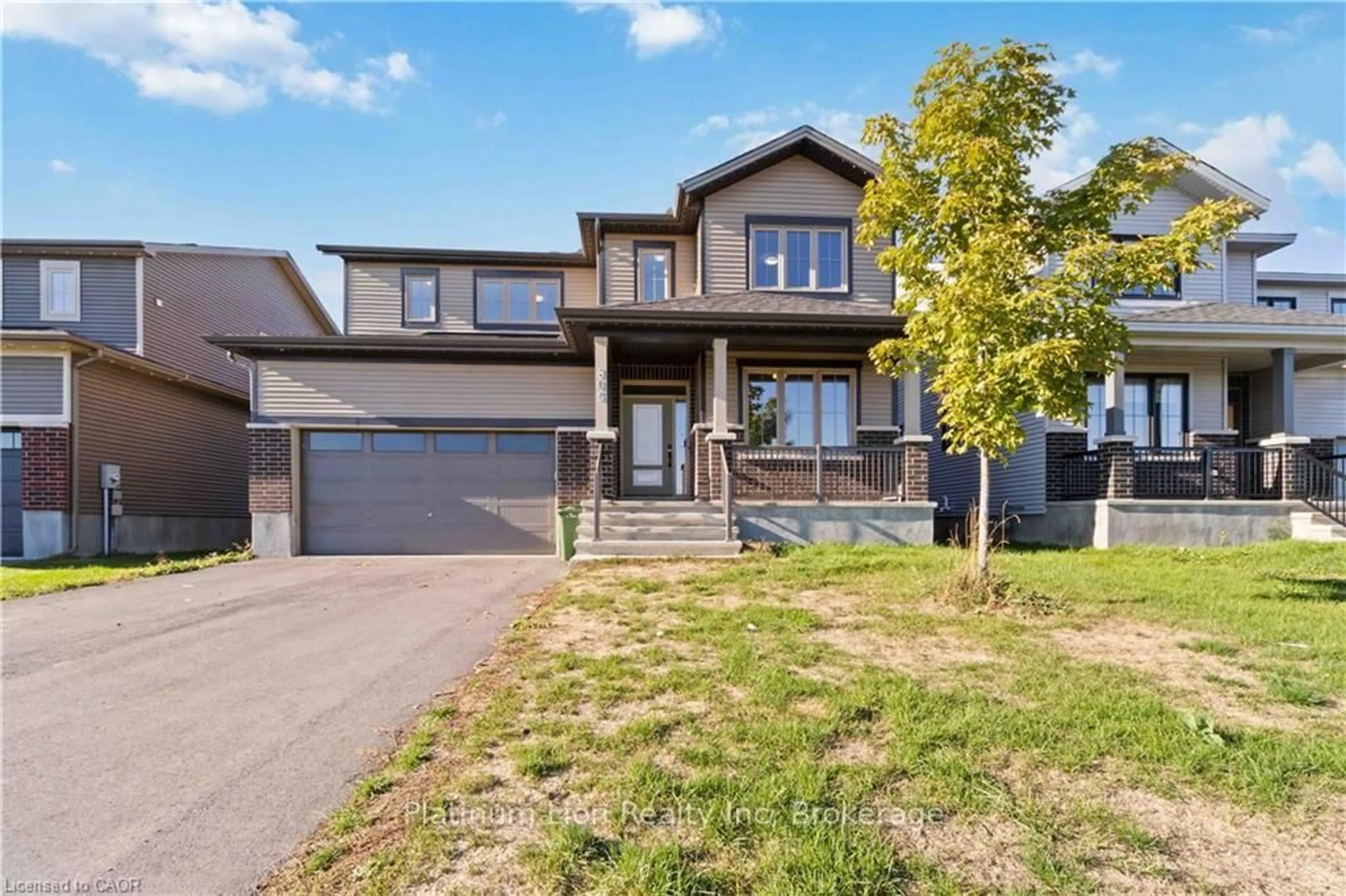 Home with brick exterior material, street for 805 Gamble Dr, Russell Ontario K4R 0G6