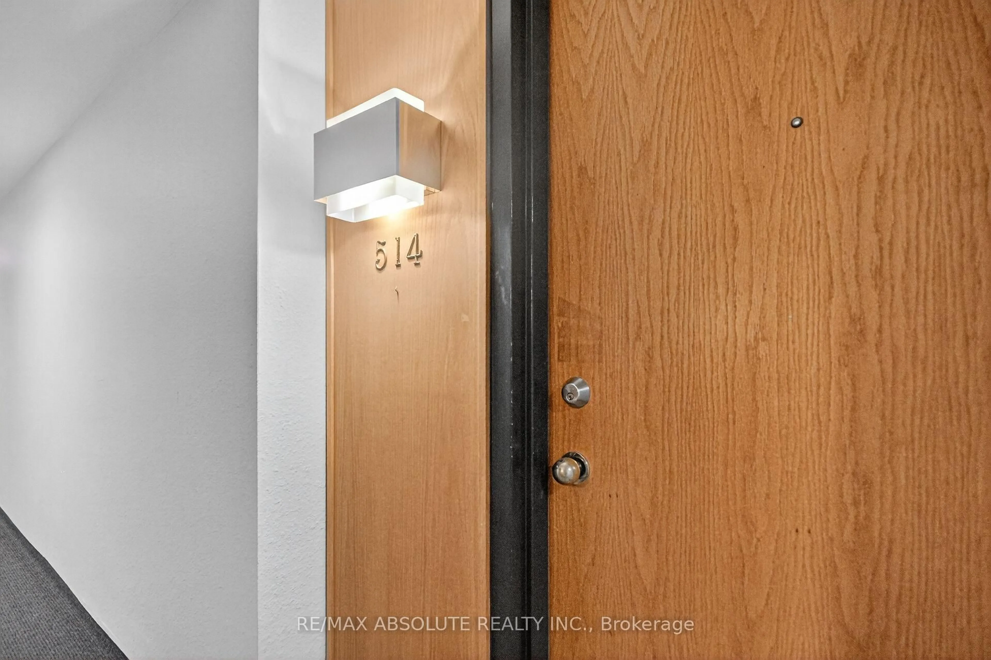 Indoor entryway for 960 TERON Rd #514, Ottawa Ontario K2K 2B6