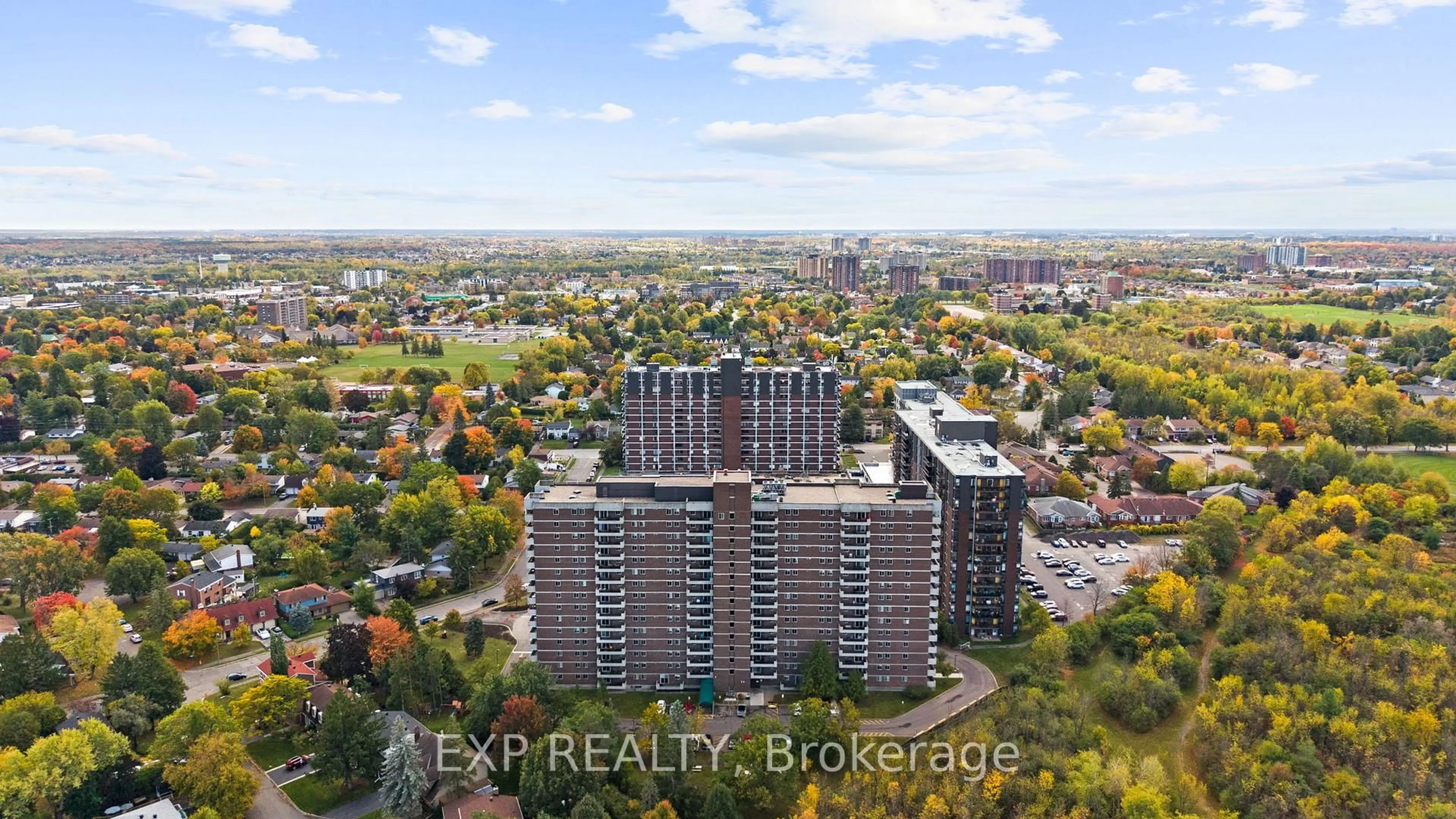 A pic from outside/outdoor area/front of a property/back of a property/a pic from drone, city buildings view from balcony for 1705 Playfair Dr #903, Ottawa Ontario K1H 8P6