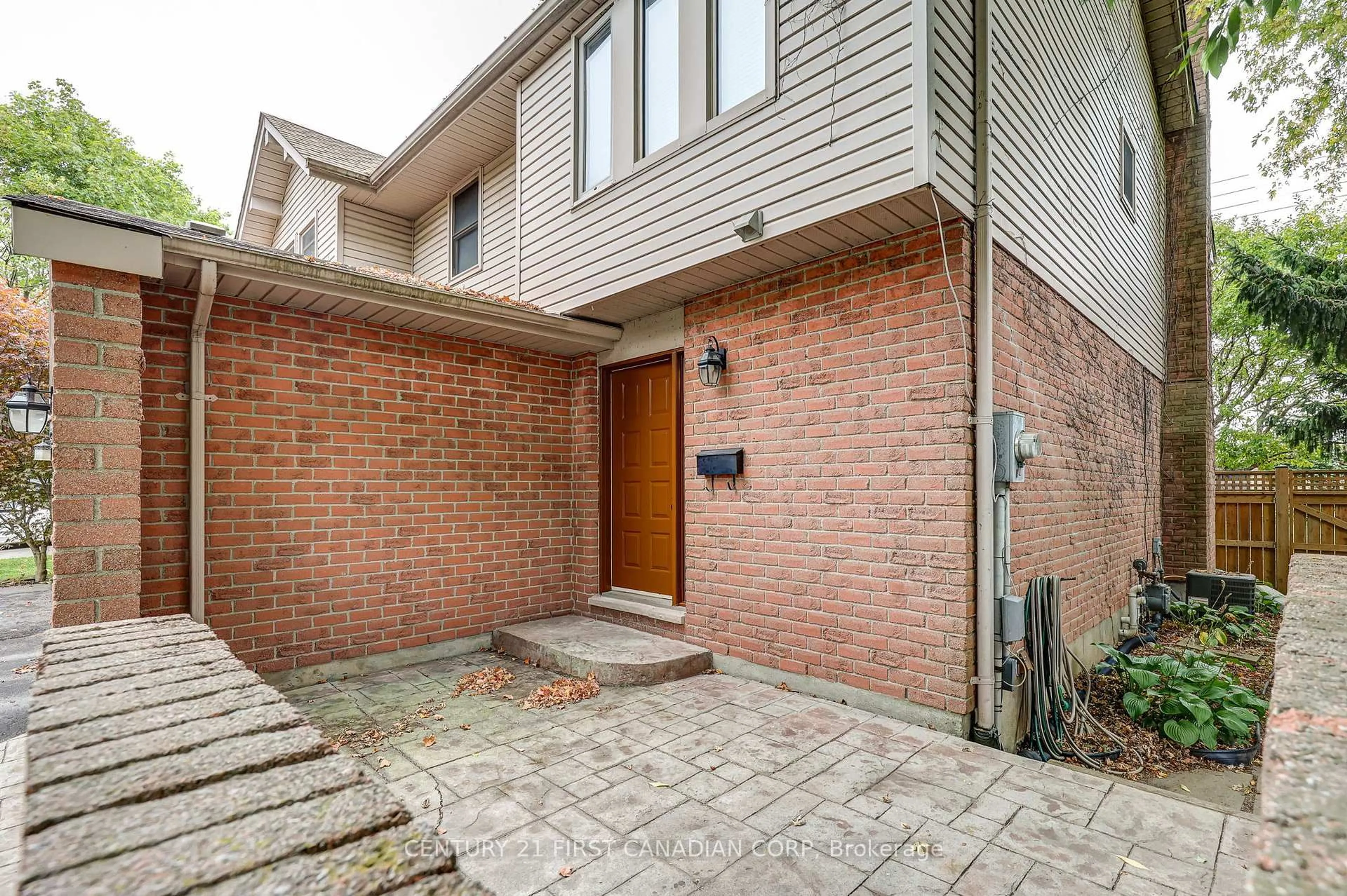 Home with brick exterior material, street for 1824 Attawandaron Rd, London North Ontario N6G 3N1