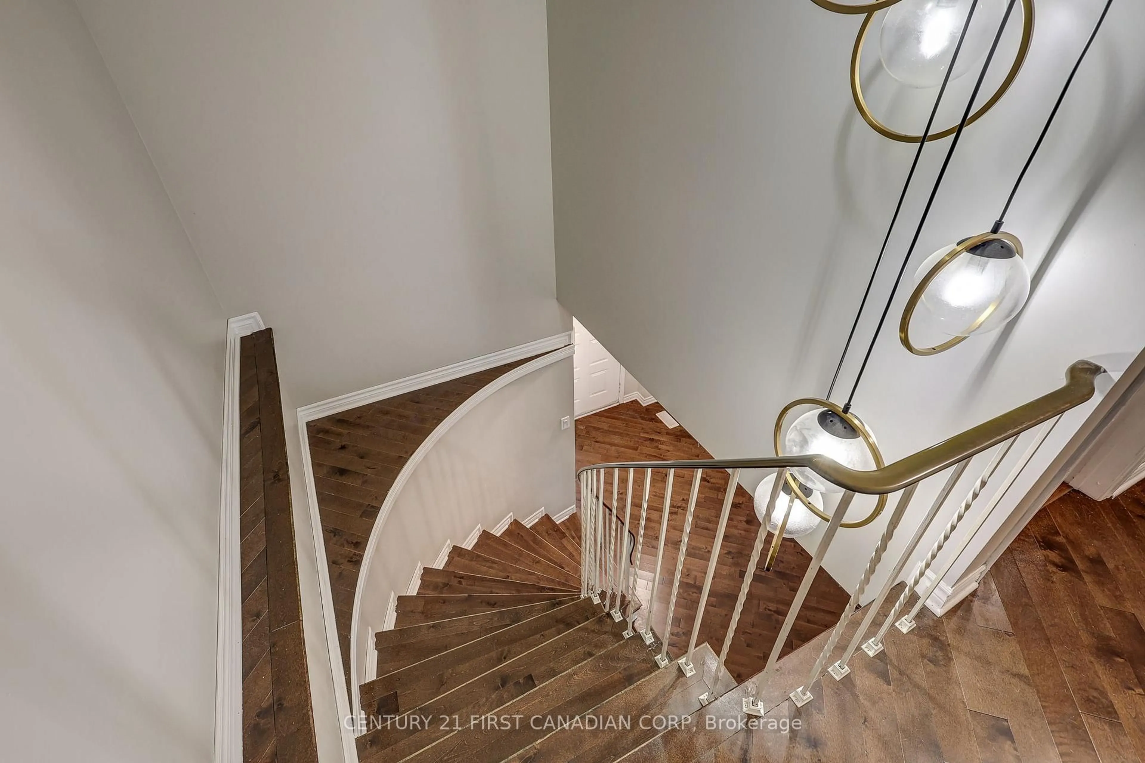 Stairs for 1824 Attawandaron Rd, London North Ontario N6G 3N1